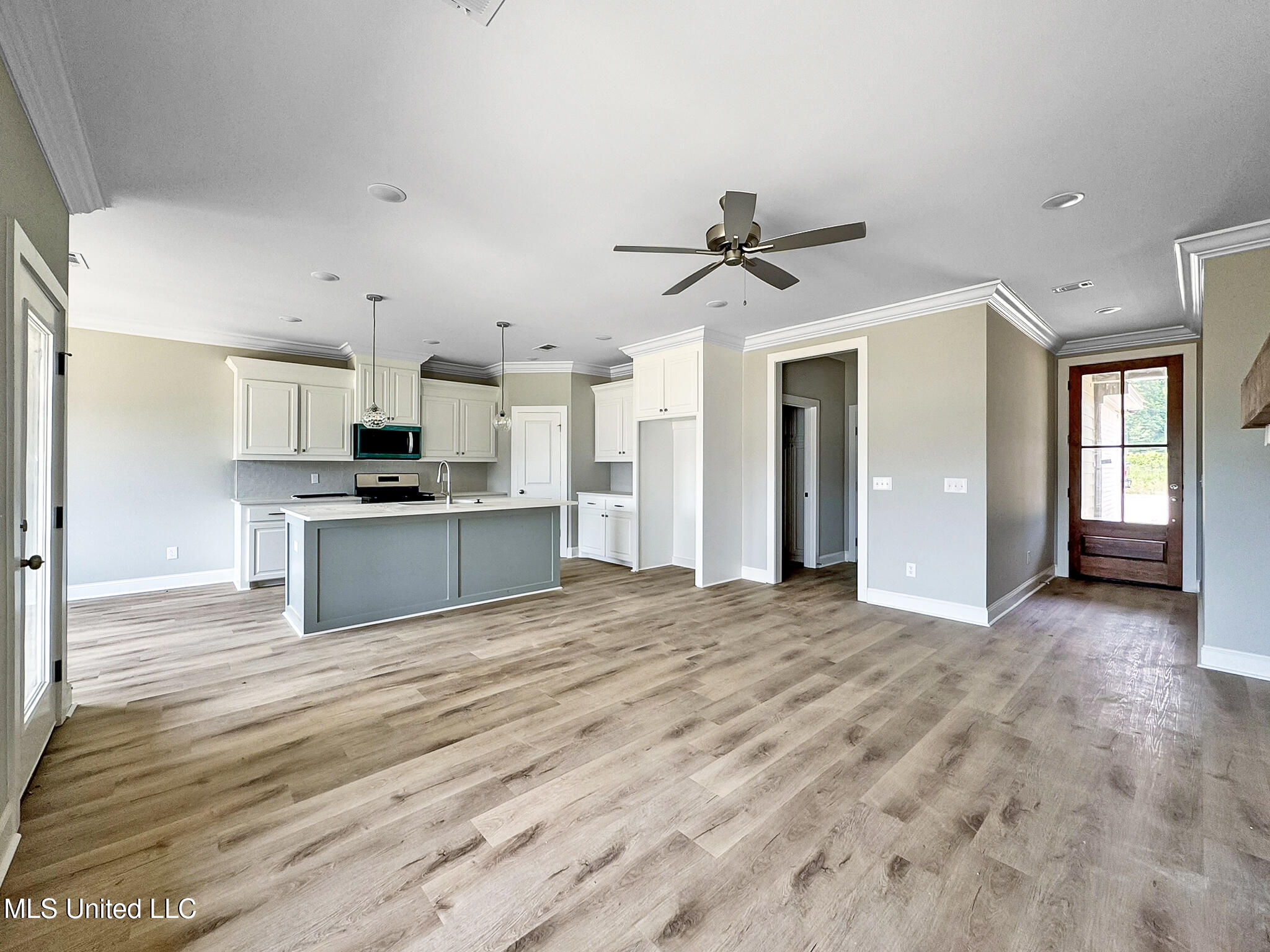 354 Willow Way, Canton, Mississippi image 4