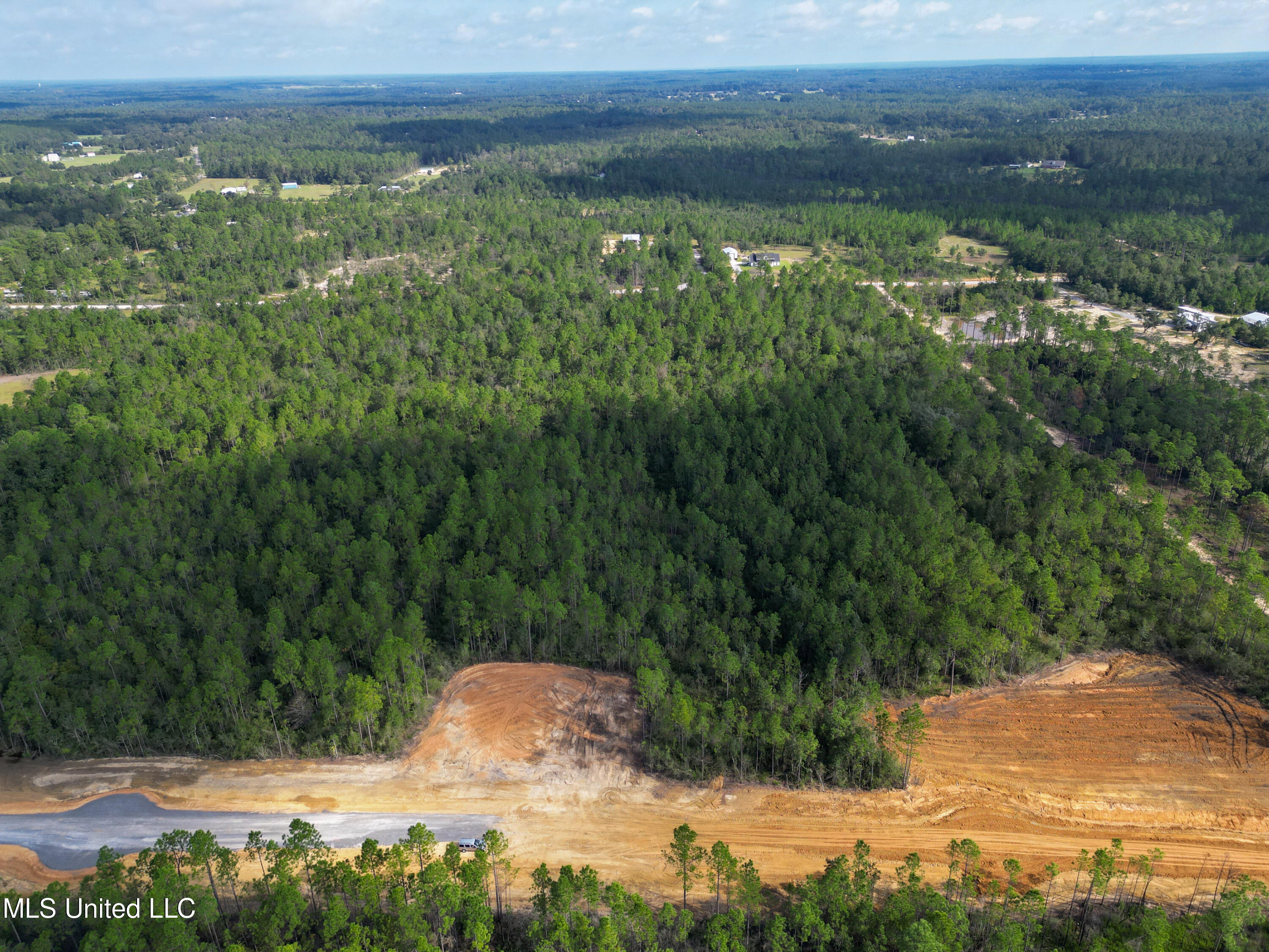 2 Whitfield Dr., Kiln, Mississippi image 3