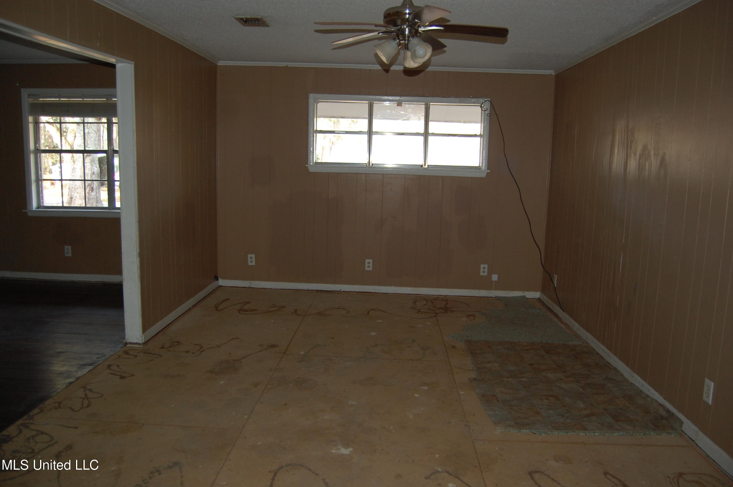 7420 Fish Hawk Road, Gautier, Mississippi image 6
