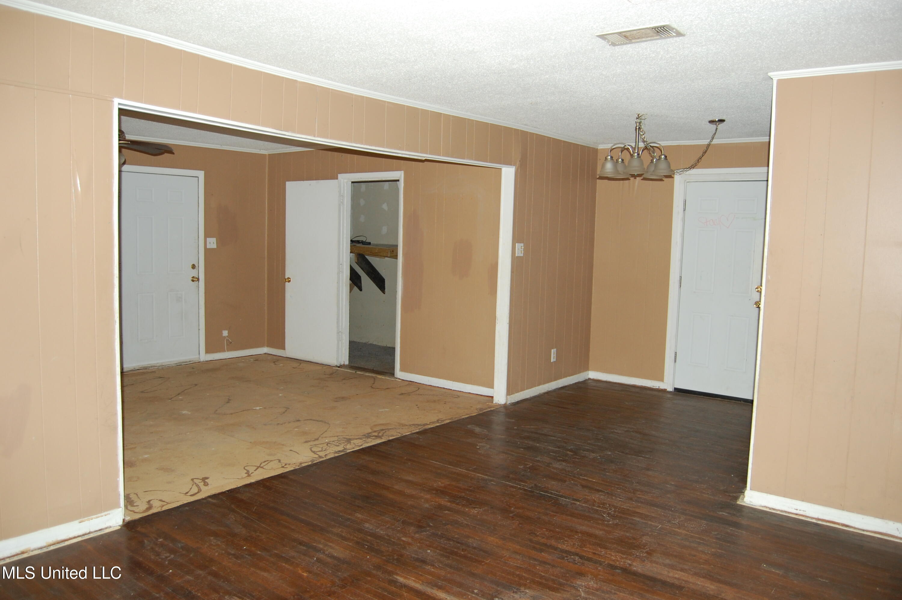 7420 Fish Hawk Road, Gautier, Mississippi image 9