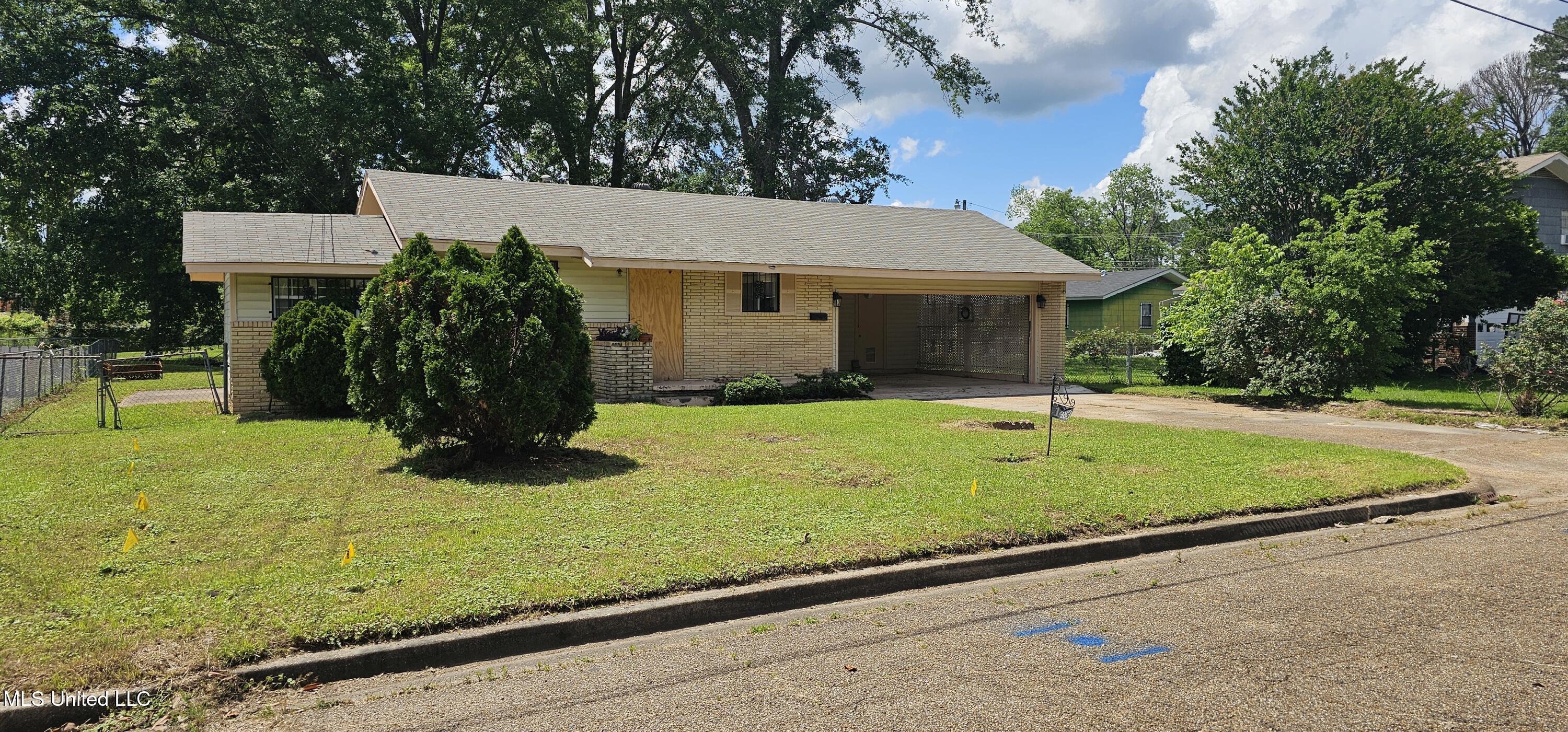 1483 Rockdale Drive, Jackson, Mississippi image 1