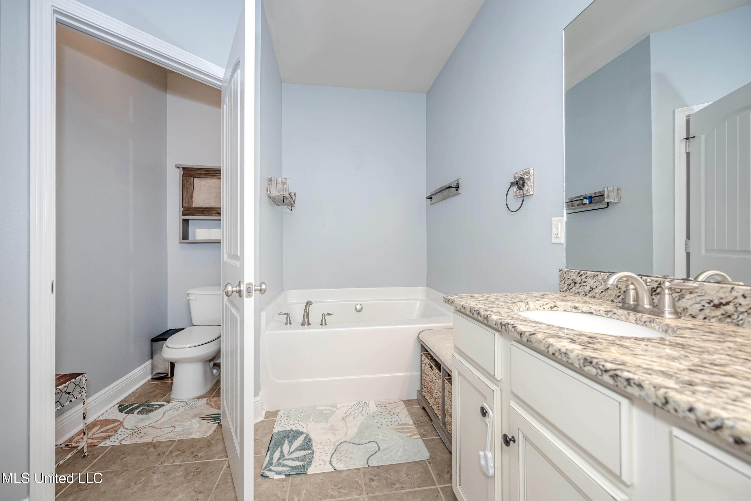 141 Clear Springs Circle, Ocean Springs, Mississippi image 30
