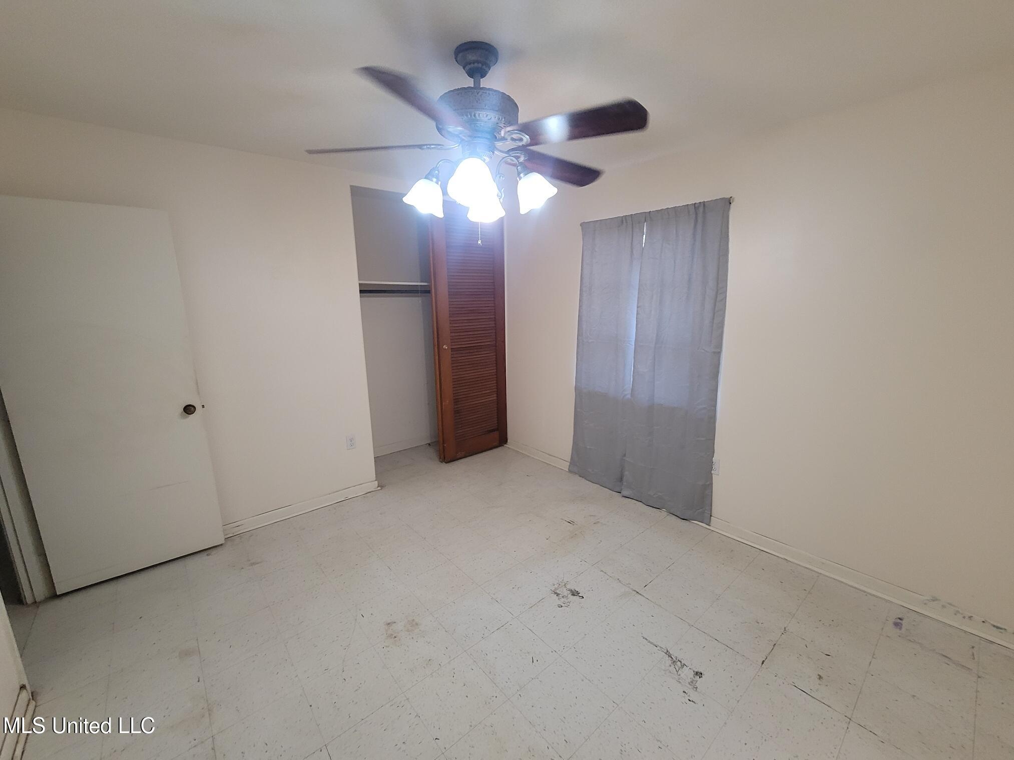 1028 Esposito Street, Biloxi, Mississippi image 6