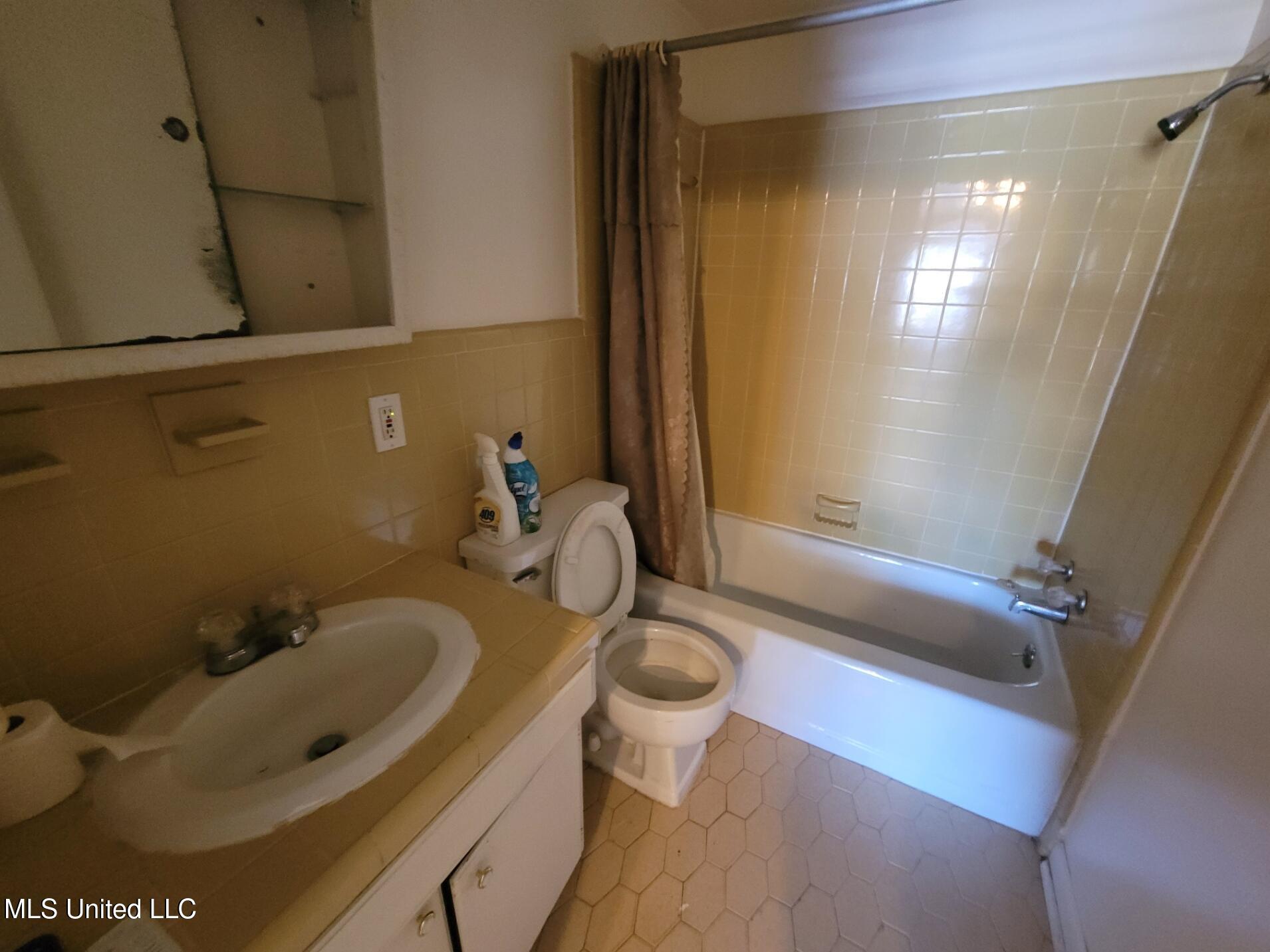 1028 Esposito Street, Biloxi, Mississippi image 4