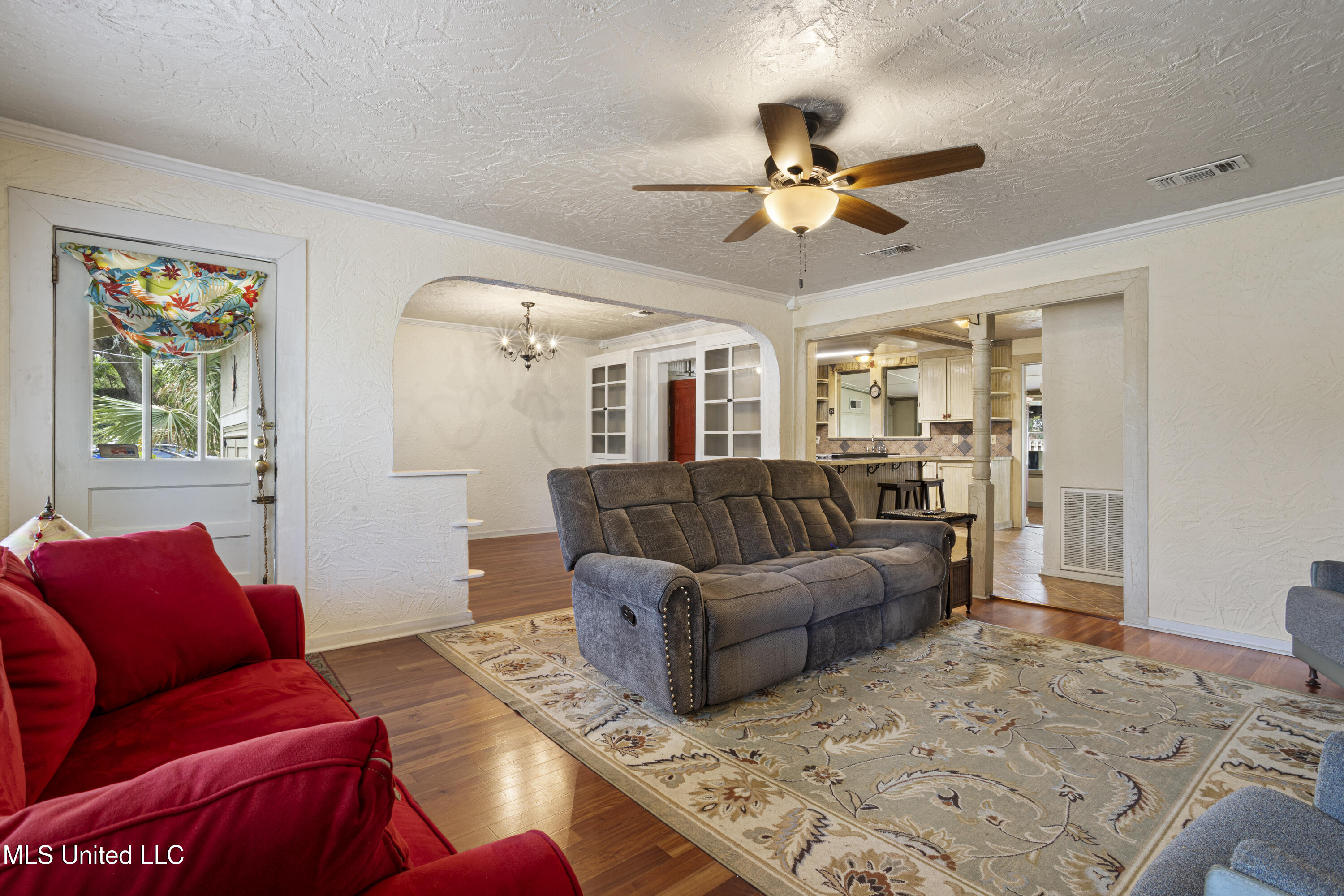 329 Demontluzin Avenue, Bay Saint Louis, Mississippi image 10