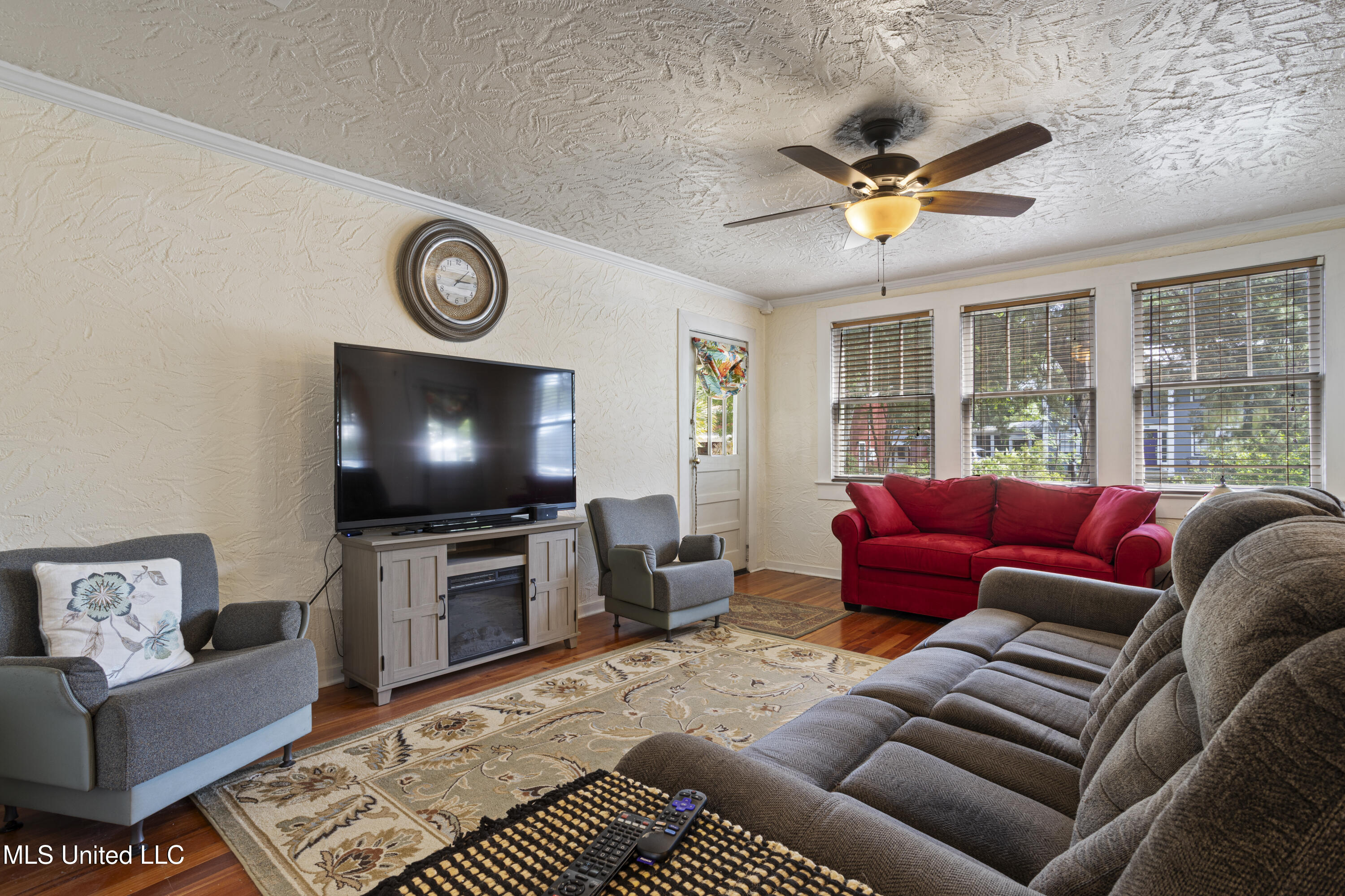 329 Demontluzin Avenue, Bay Saint Louis, Mississippi image 8