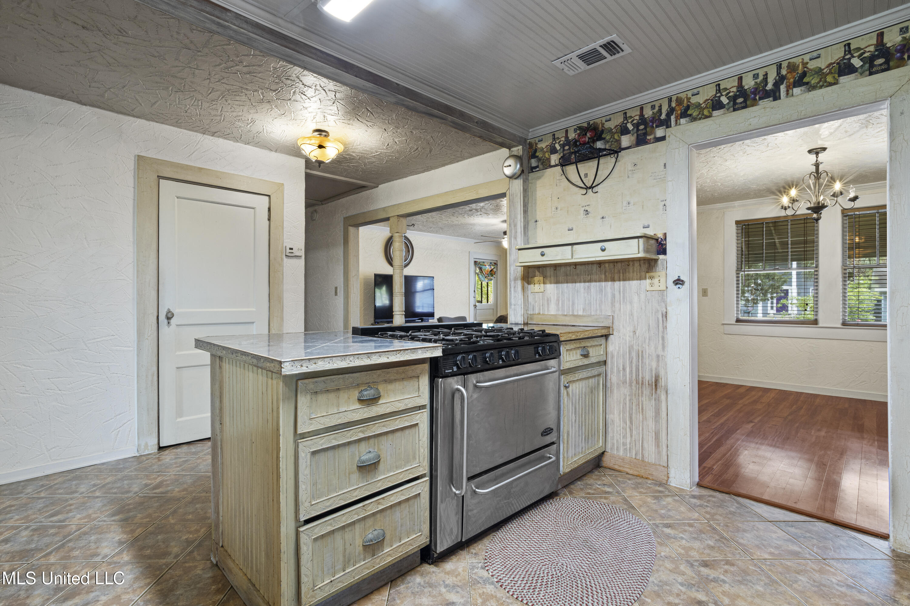 329 Demontluzin Avenue, Bay Saint Louis, Mississippi image 18