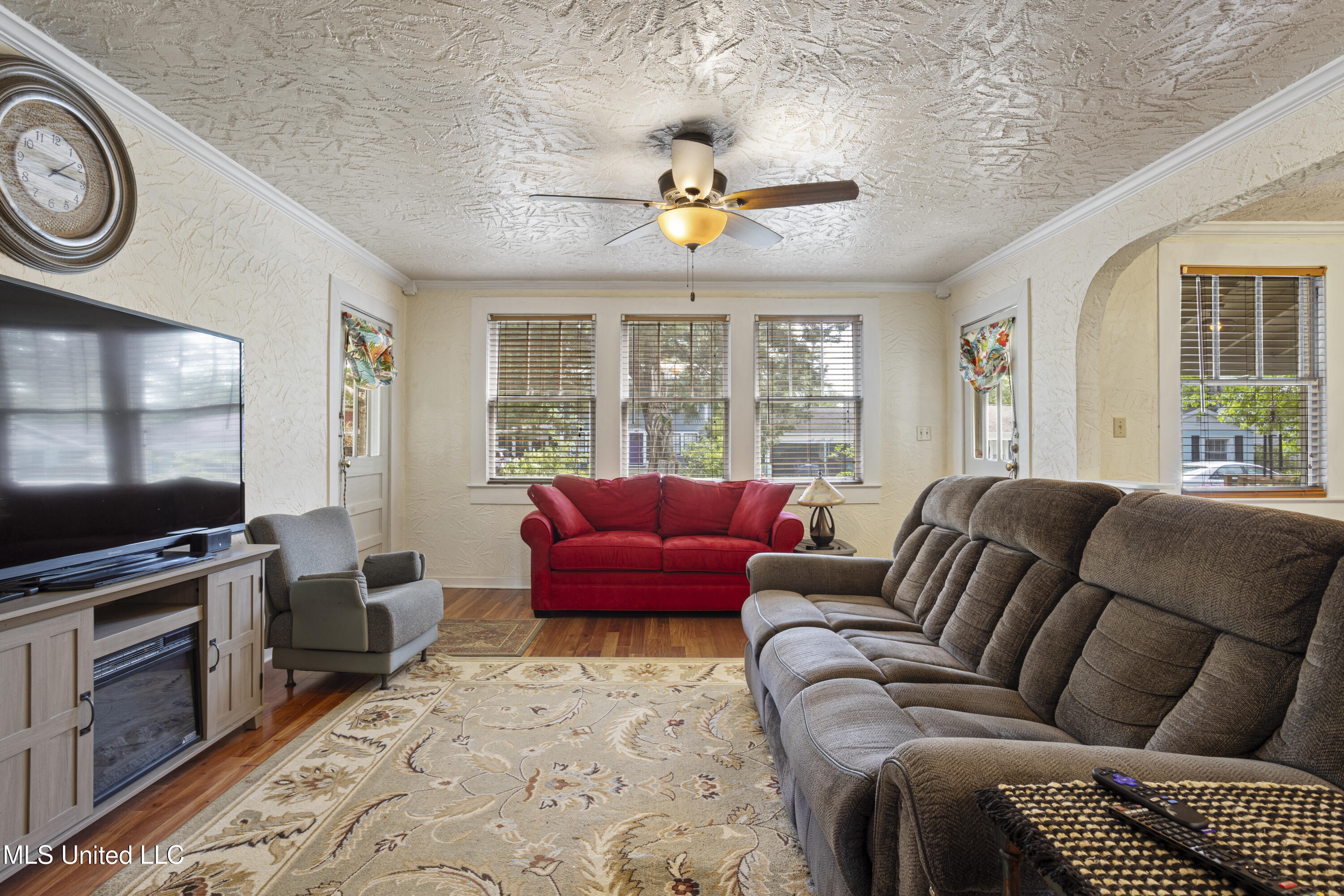 329 Demontluzin Avenue, Bay Saint Louis, Mississippi image 7