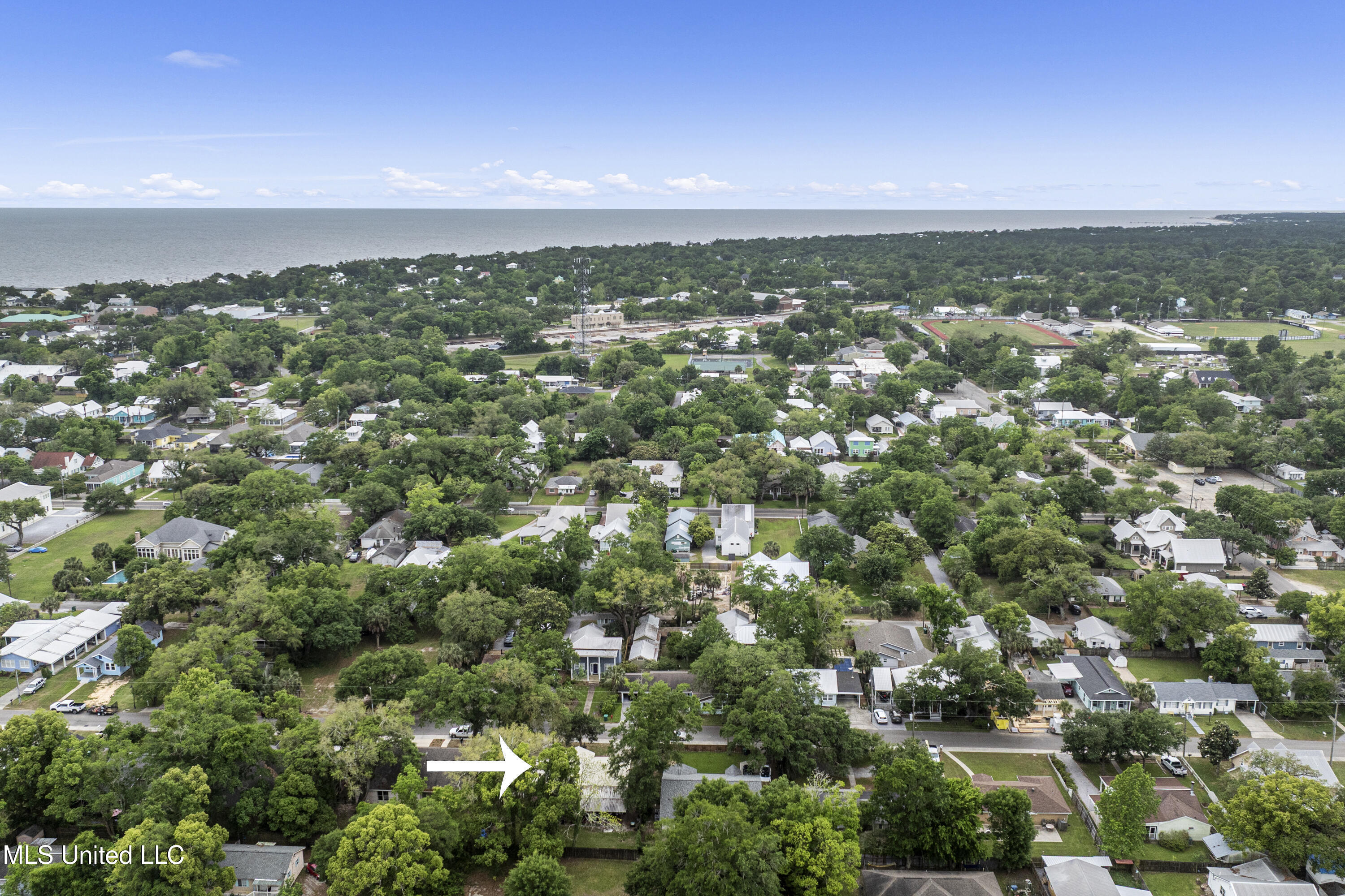 329 Demontluzin Avenue, Bay Saint Louis, Mississippi image 41