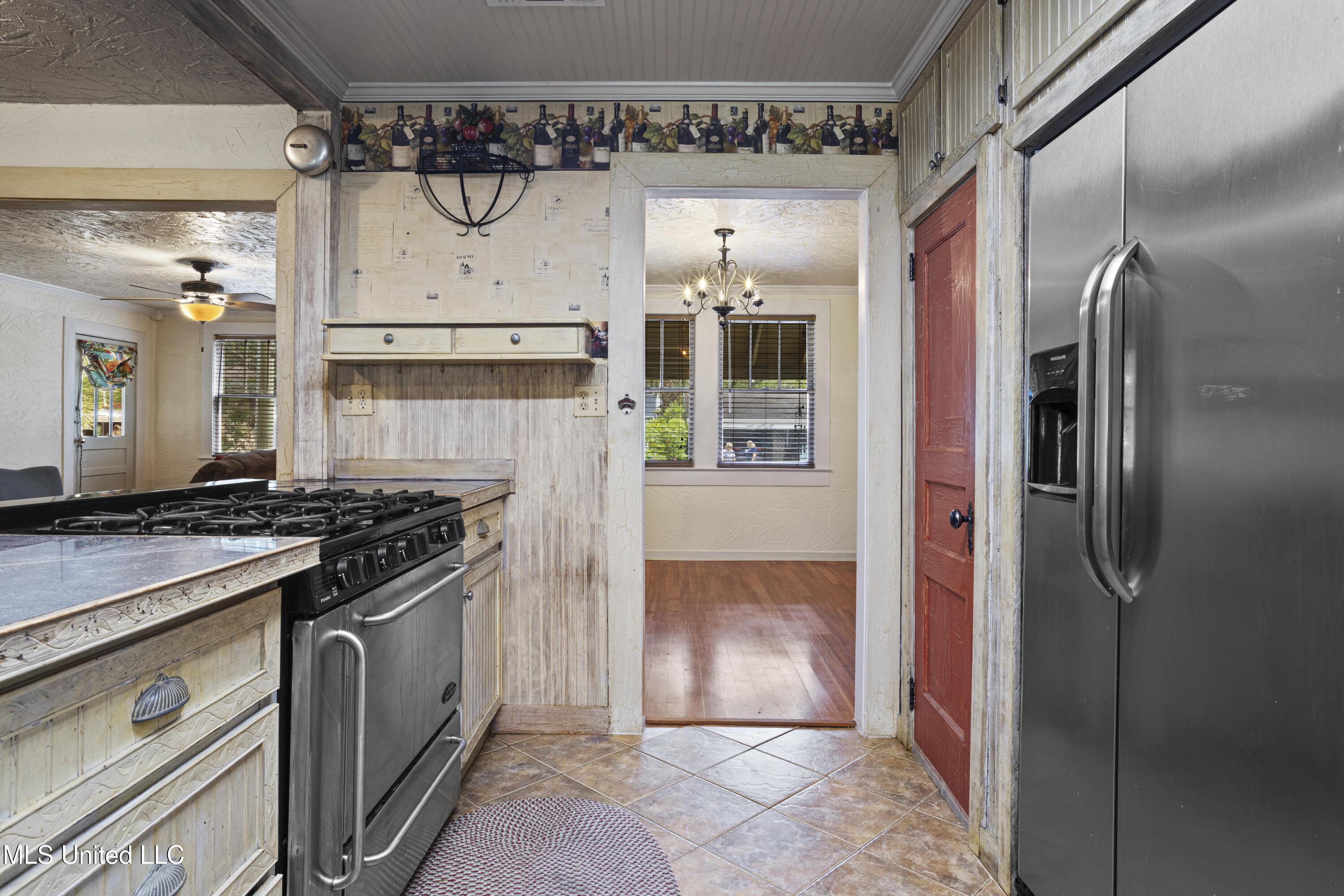 329 Demontluzin Avenue, Bay Saint Louis, Mississippi image 15