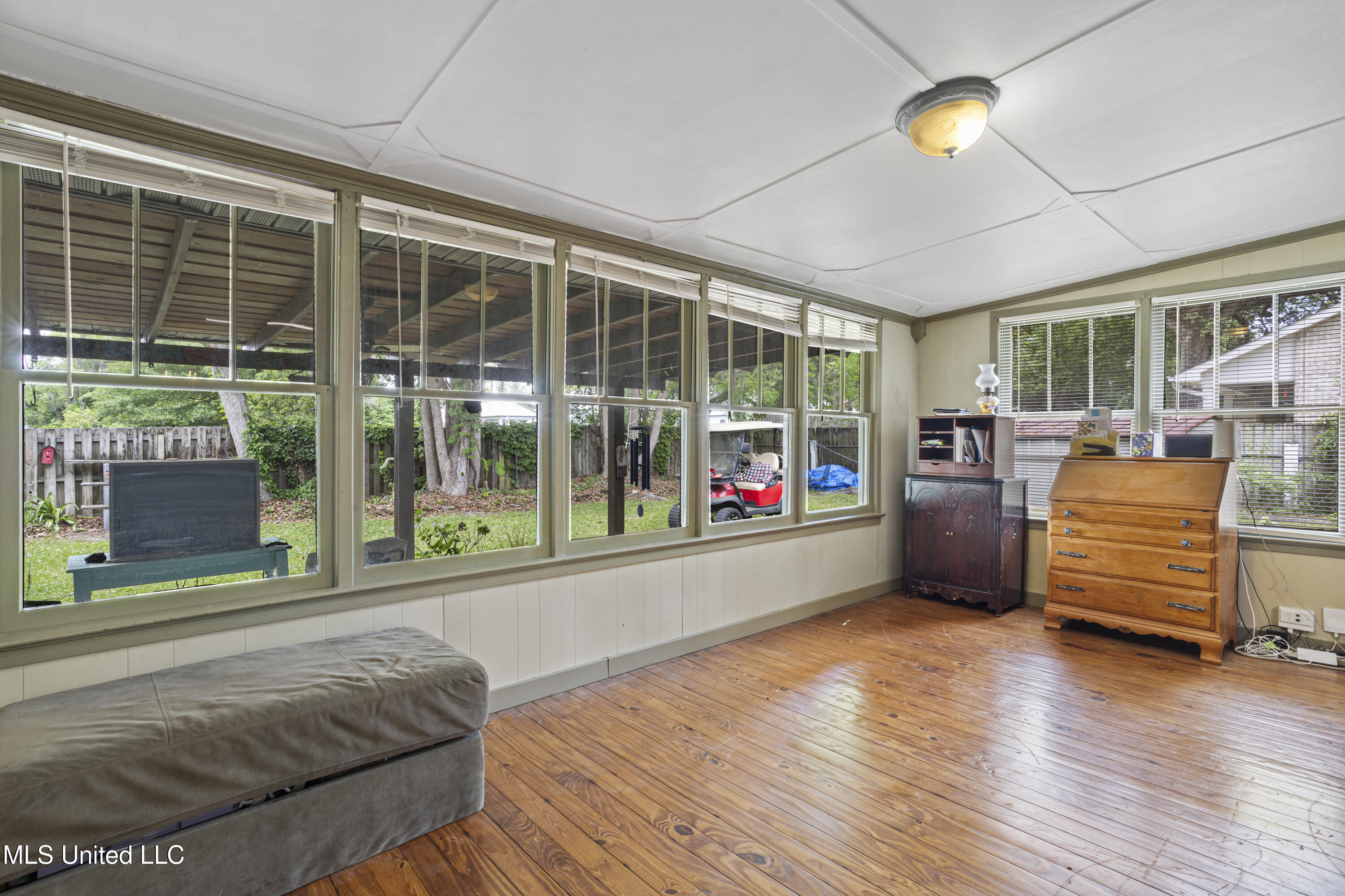 329 Demontluzin Avenue, Bay Saint Louis, Mississippi image 23