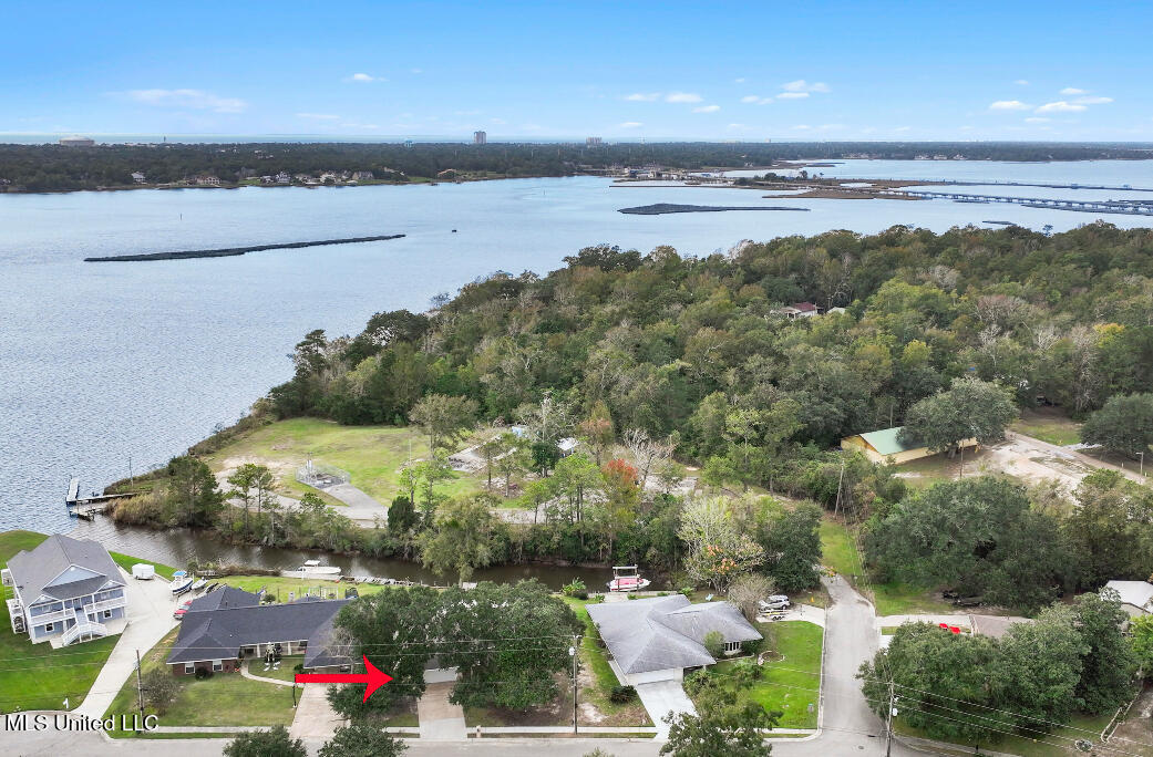 707 Holly Hills Drive, Biloxi, Mississippi image 15