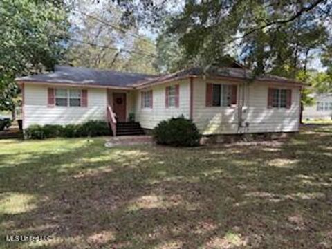 Homes For Sale - 1800 NE Brignall Road<br/> Lincoln County, Brookhaven, MS 39601