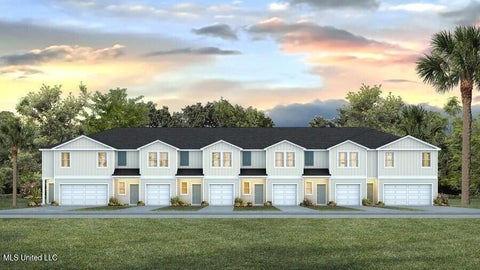 Townhouse For Sale - 101 Harper Grv Circle<br/> Ocean Springs, MS 39564