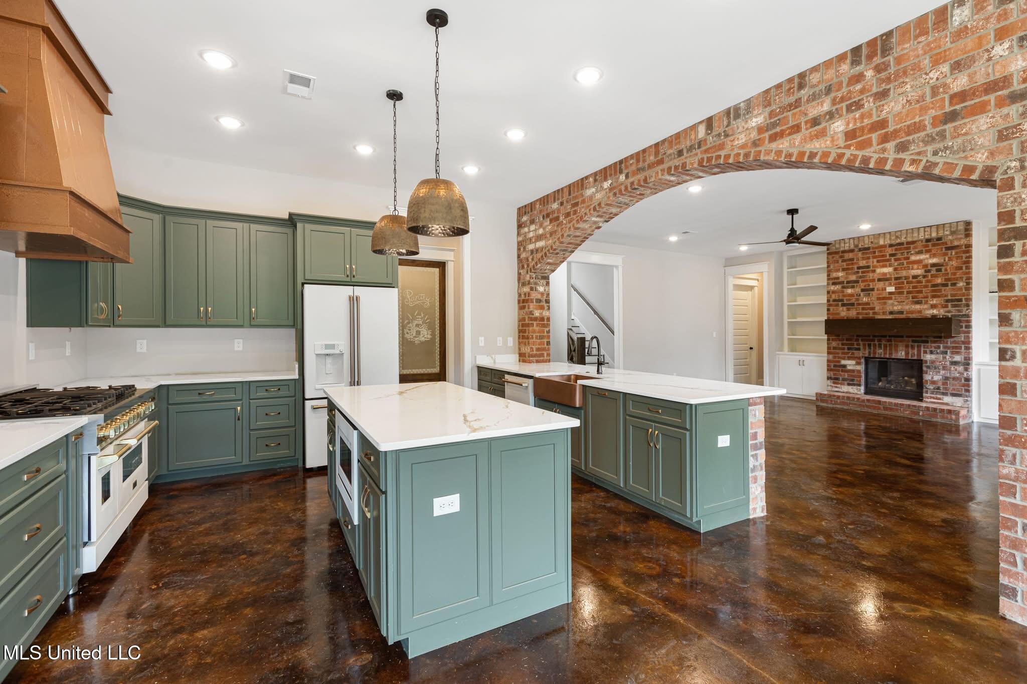 6978 Vaiden Road, Hernando, Mississippi image 24