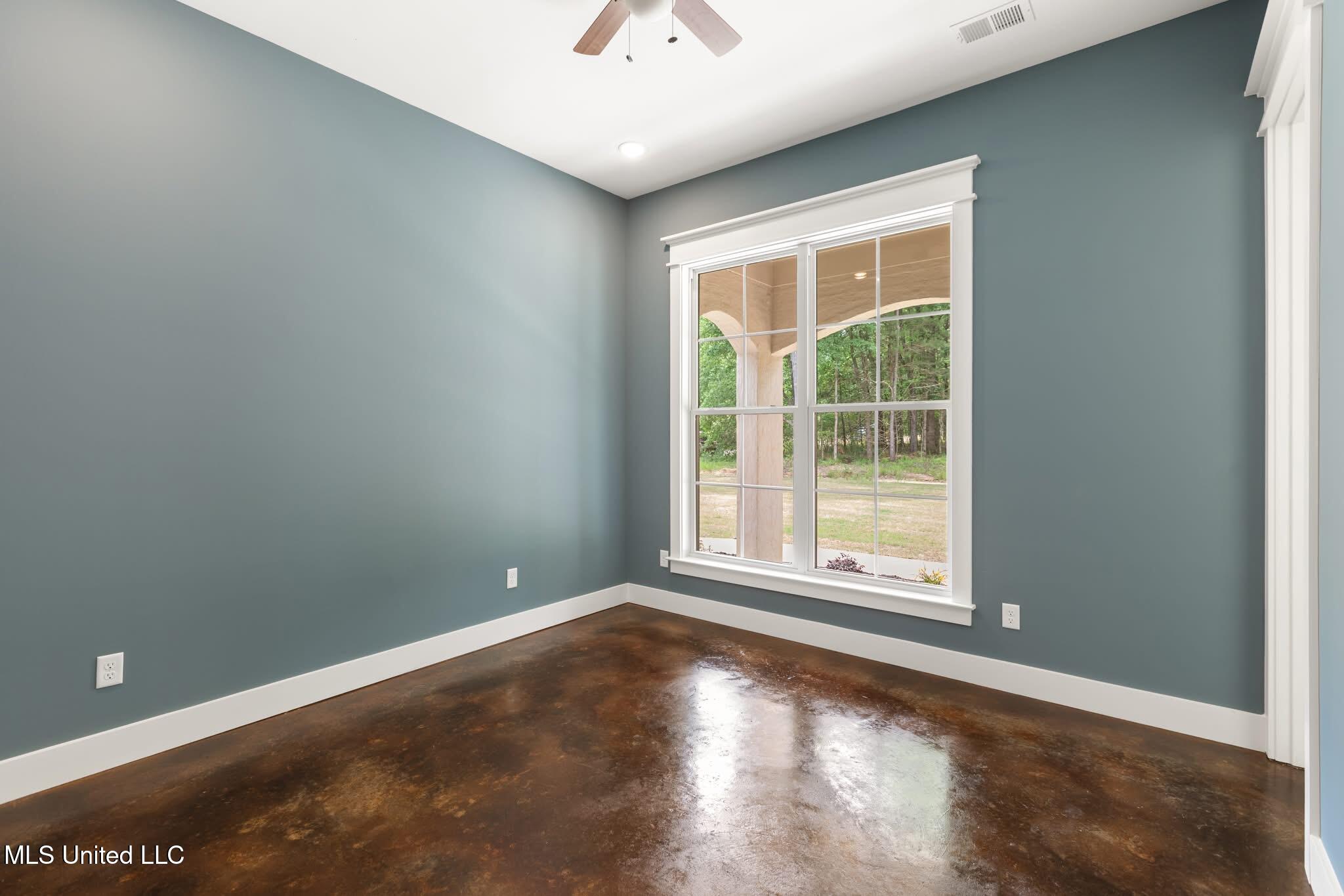 6978 Vaiden Road, Hernando, Mississippi image 31