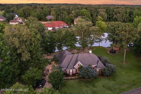 Homes For Sale - 6 Red Head Point<br/> Raymond, MS 39154