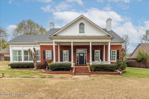 Homes For Sale - 5460 Wedgewood Drive<br/> Olive Branch, MS 38654