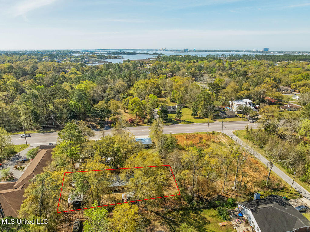 14314 Lemoyne Boulevard, Biloxi, Mississippi image 30