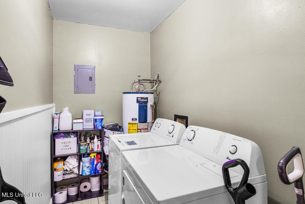 14314 Lemoyne Boulevard, Biloxi, Mississippi image 27