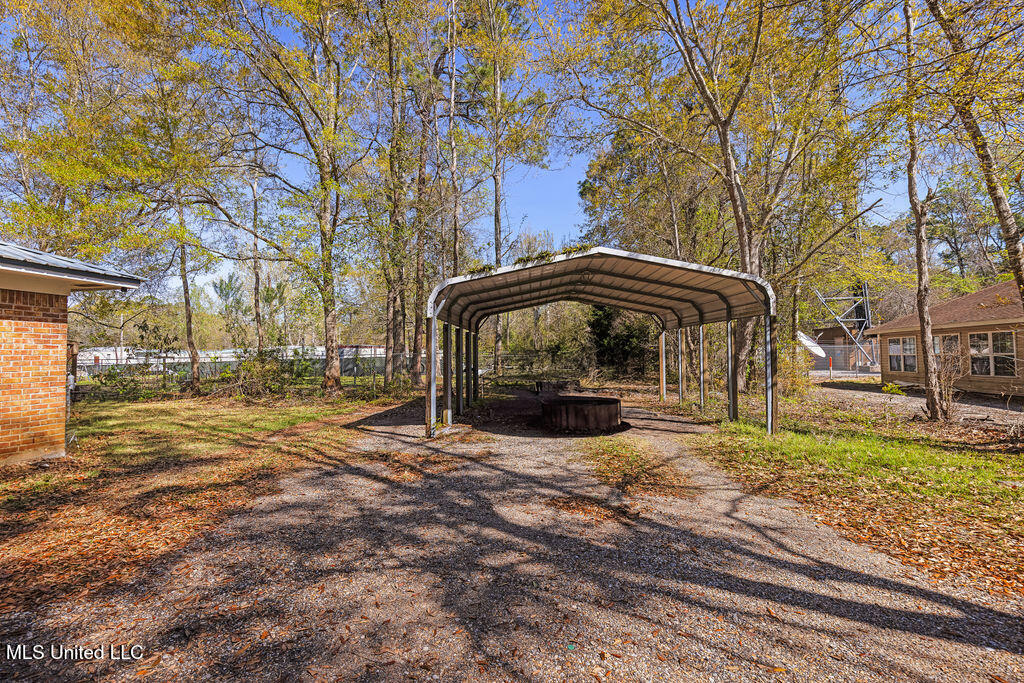 14314 Lemoyne Boulevard, Biloxi, Mississippi image 4