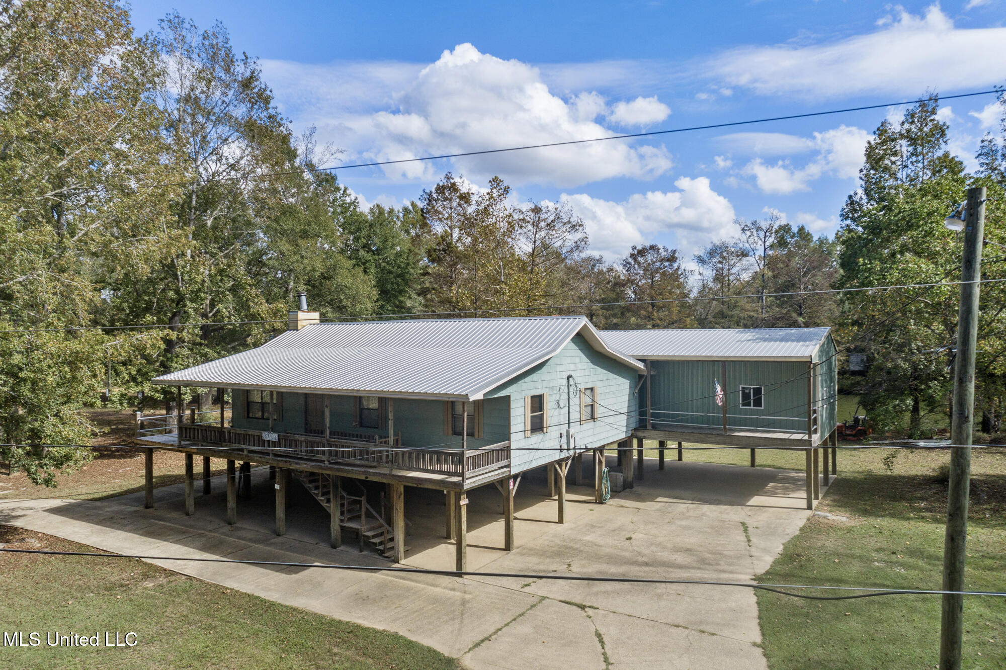 132 Holly Lane, Lucedale, Mississippi image 3