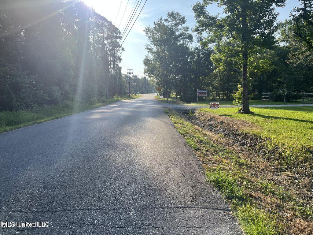 Parker Road, Biloxi, Mississippi image 3