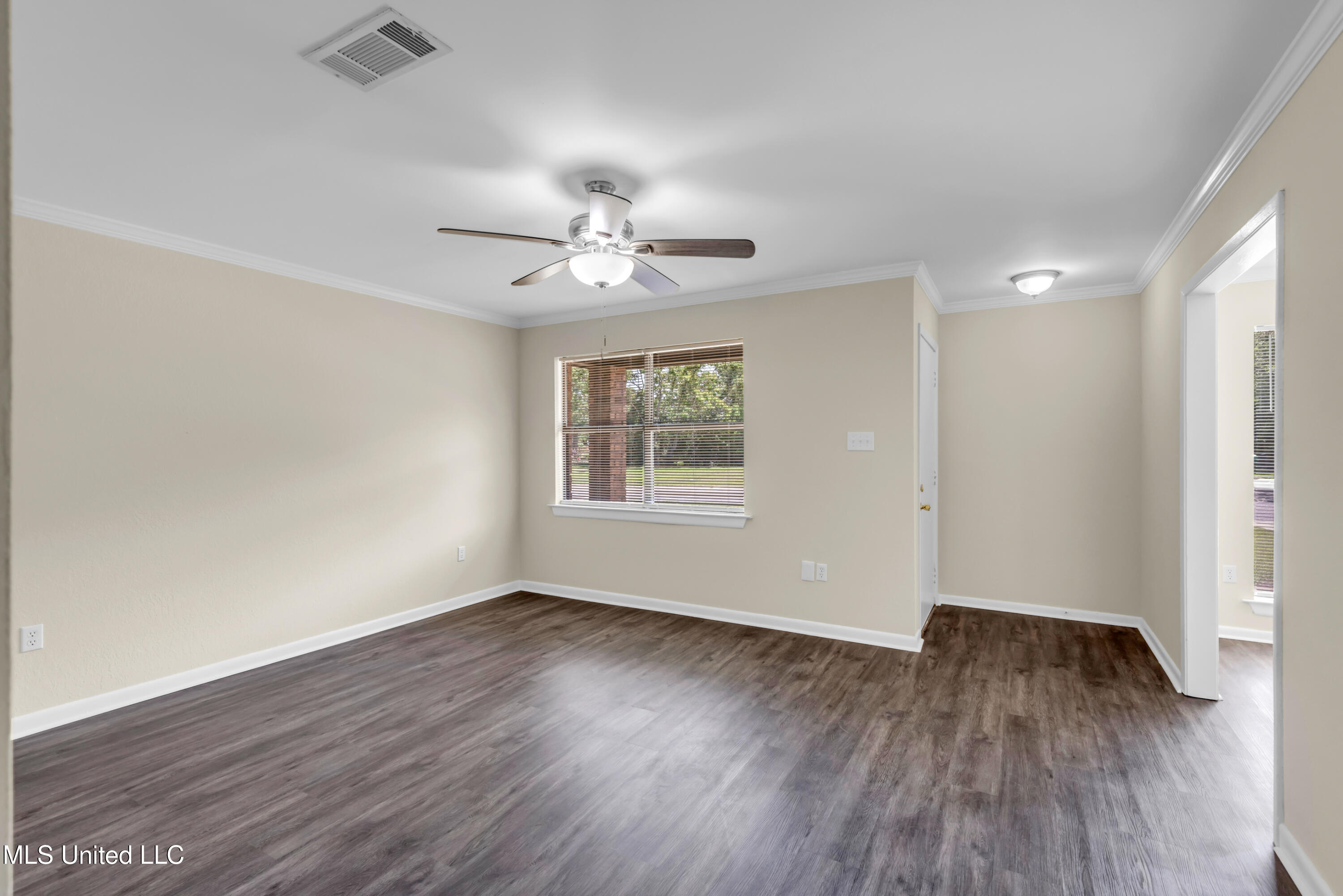 2309 Cottonwood Drive, Gulfport, Mississippi image 5