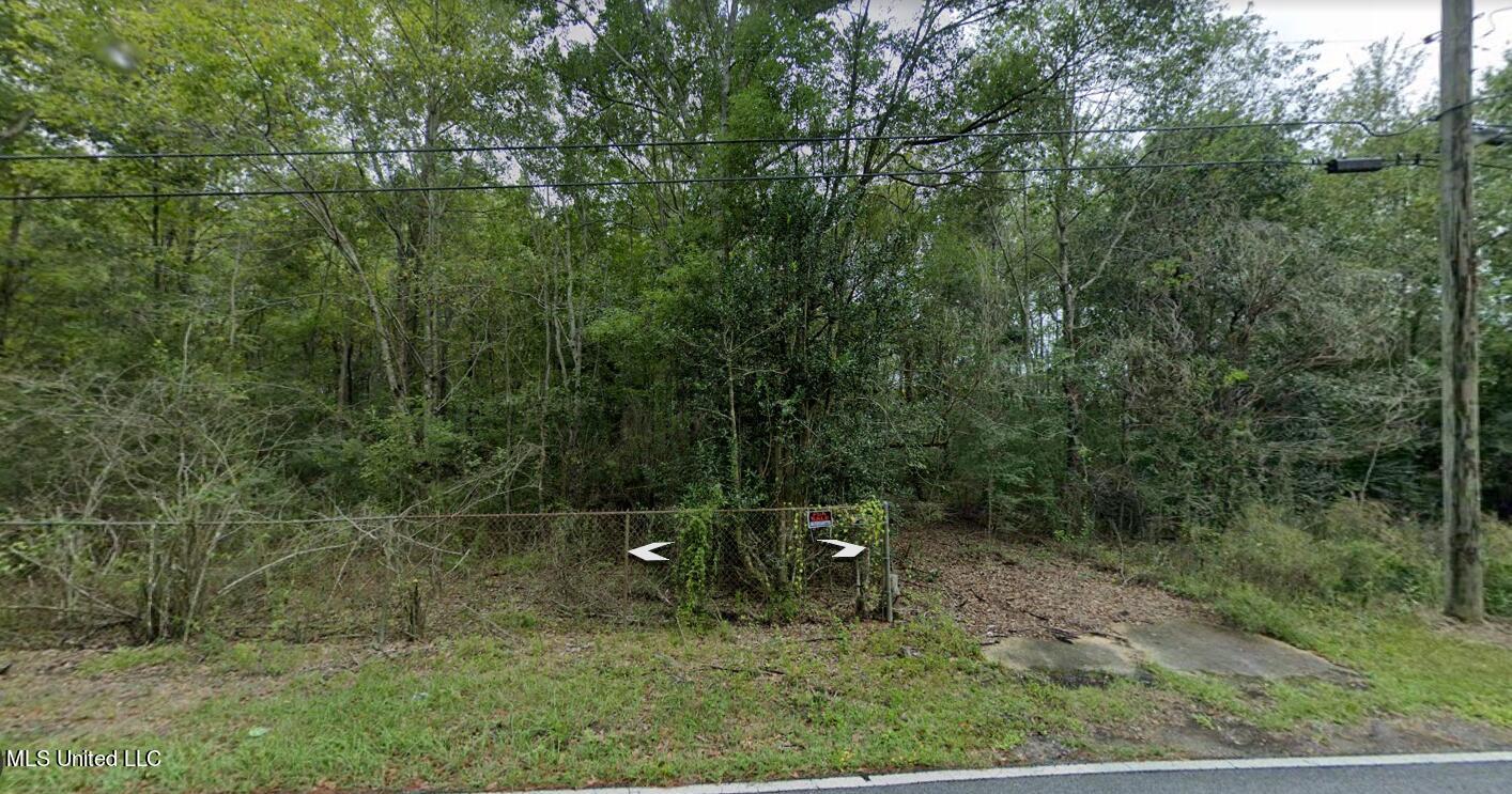 4901 Orange Grove Road, Moss Point, Mississippi image 2