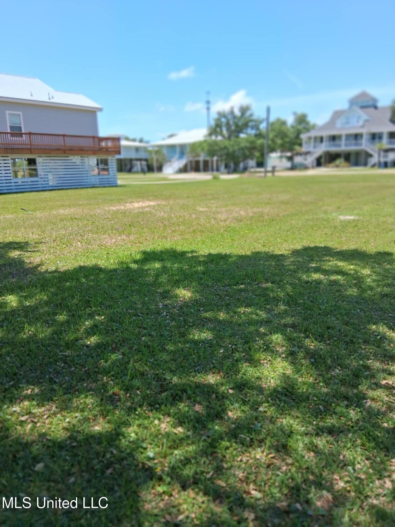 301 S Seashore Avenue, Long Beach, Mississippi image 4