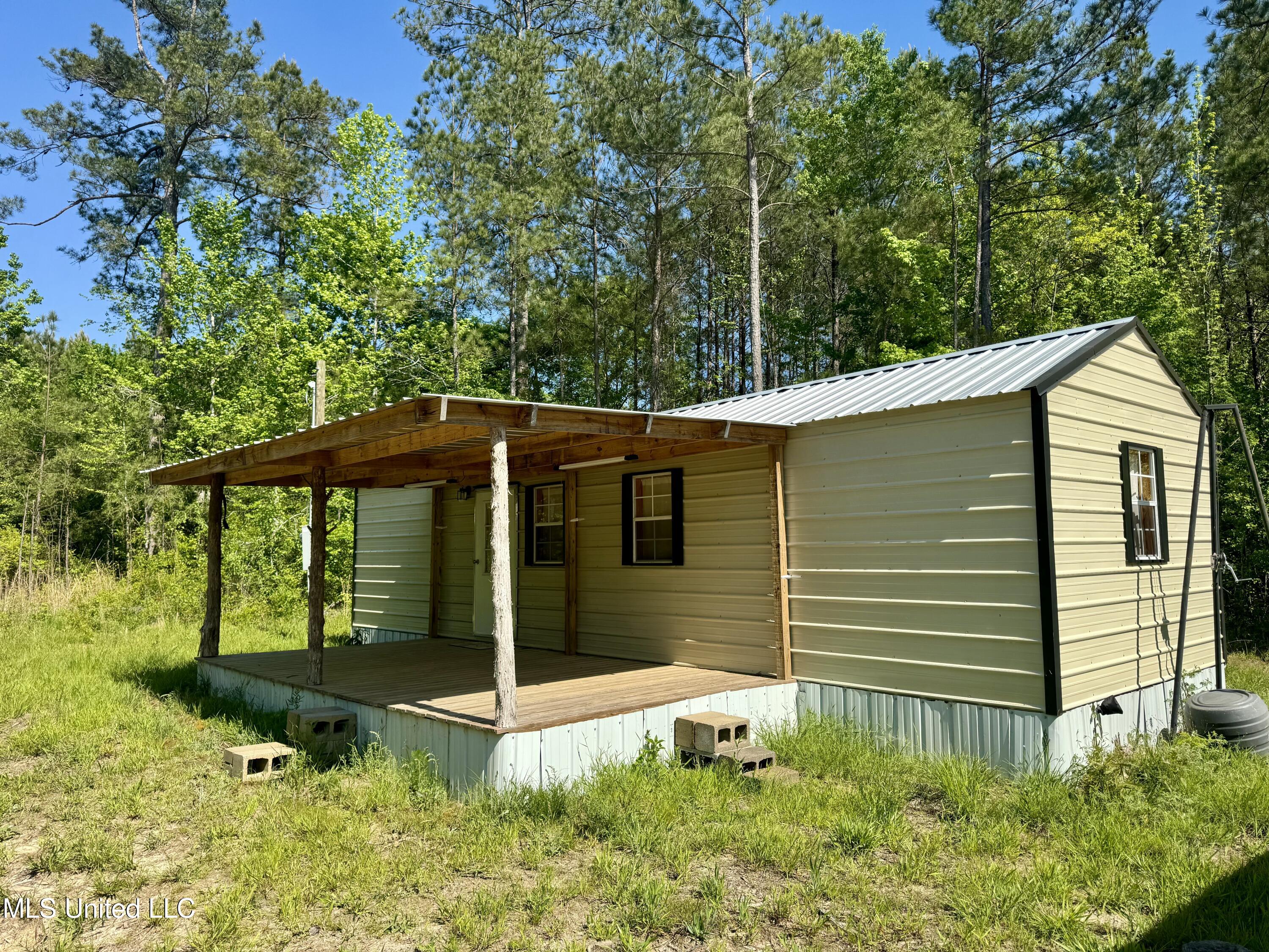 1131 Cauthen Road, Camden, Mississippi image 6