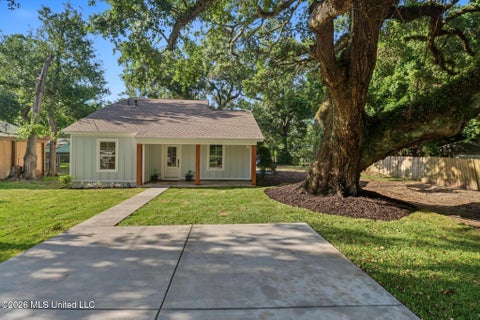 Homes For Sale - 900 22nd Street<br/> Harrison County, Gulfport, MS 39501