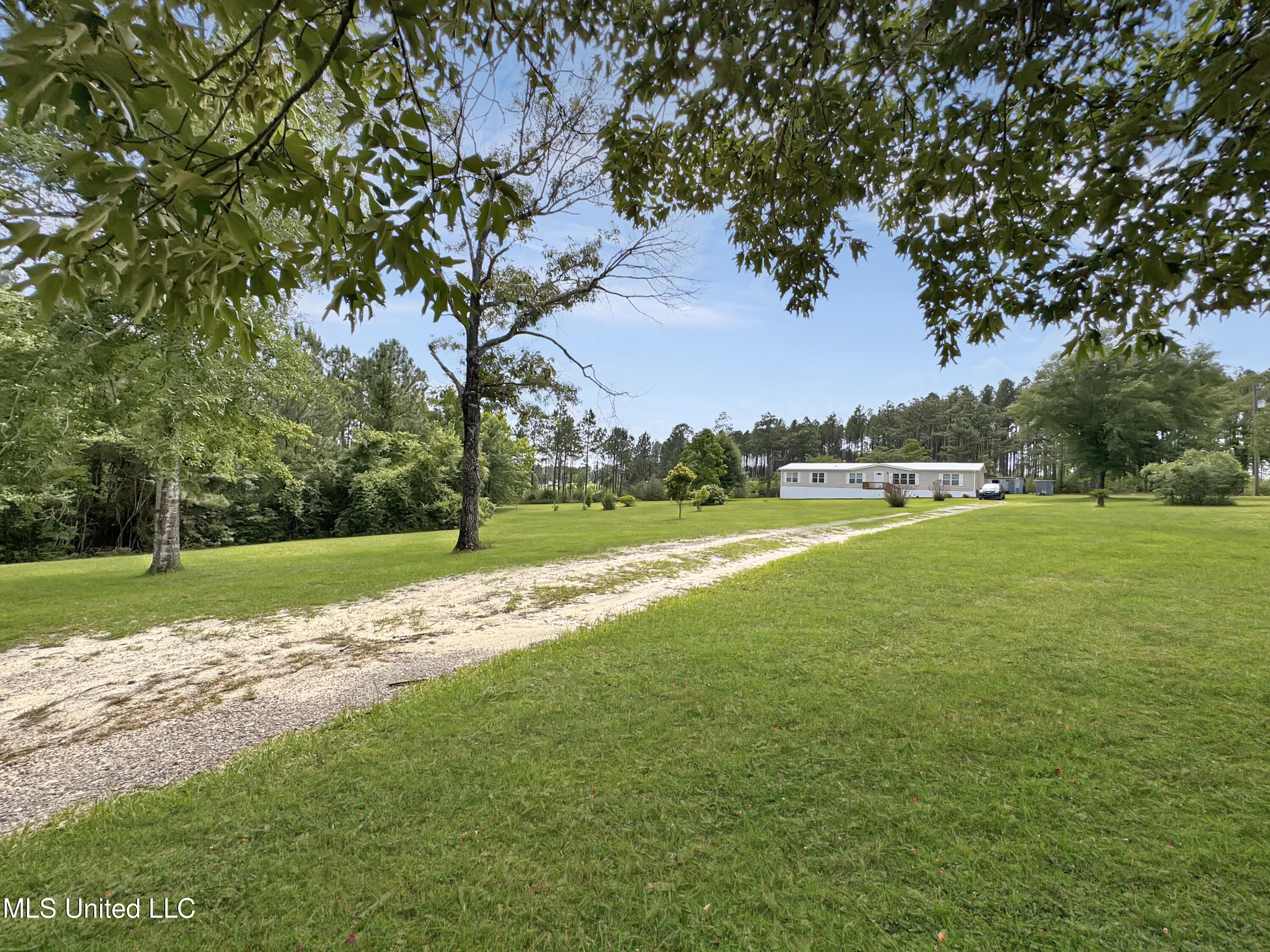 21620 Mcdowell Road, Saucier, Mississippi image 3