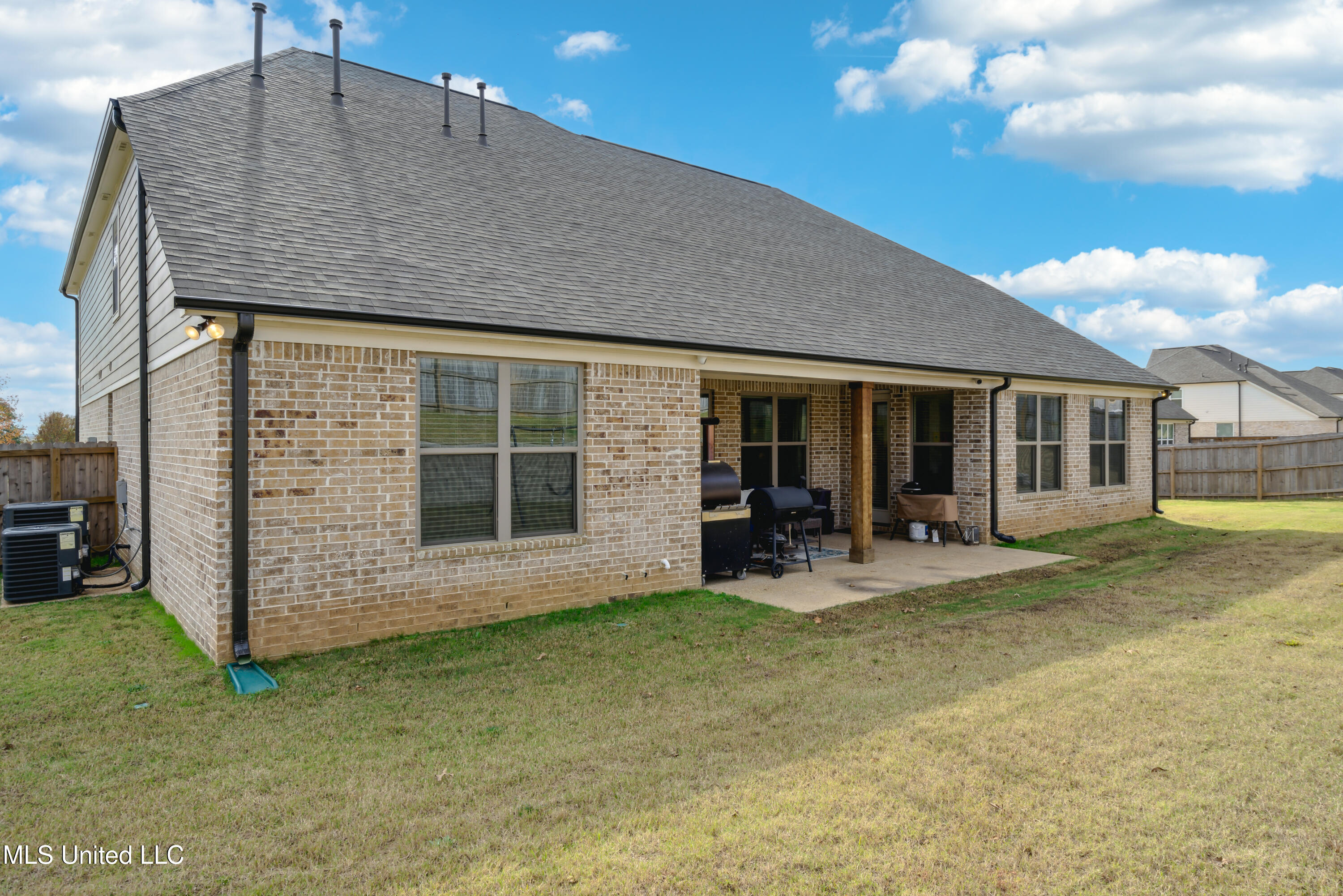13866 High Fields Way, Olive Branch, Mississippi image 39