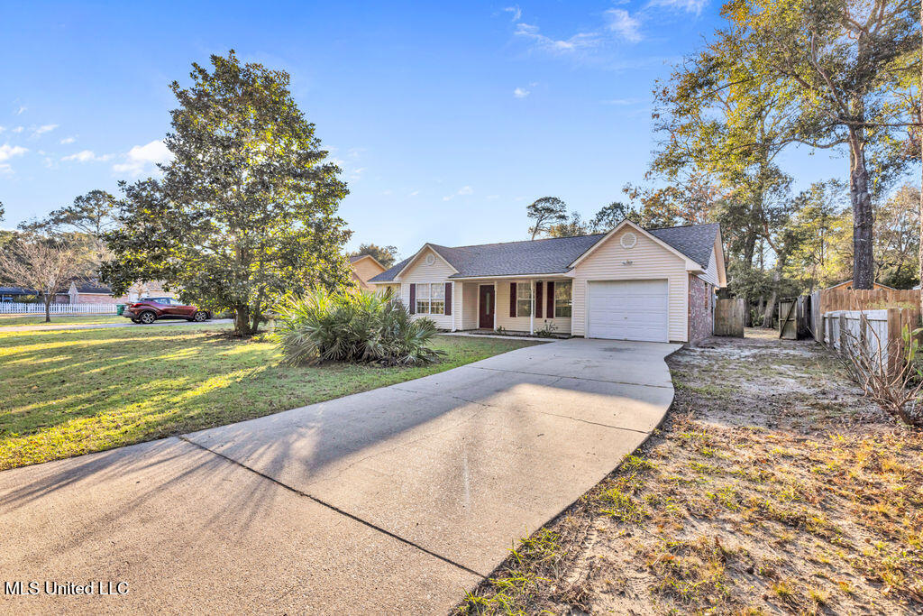 1613 Cook Street, Ocean Springs, Mississippi image 4