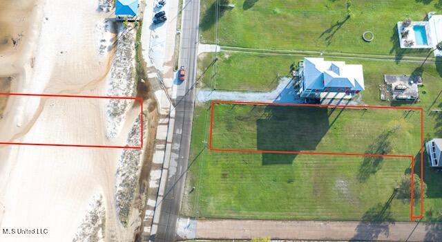 231 N Beach Boulevard, Waveland, Mississippi image 1