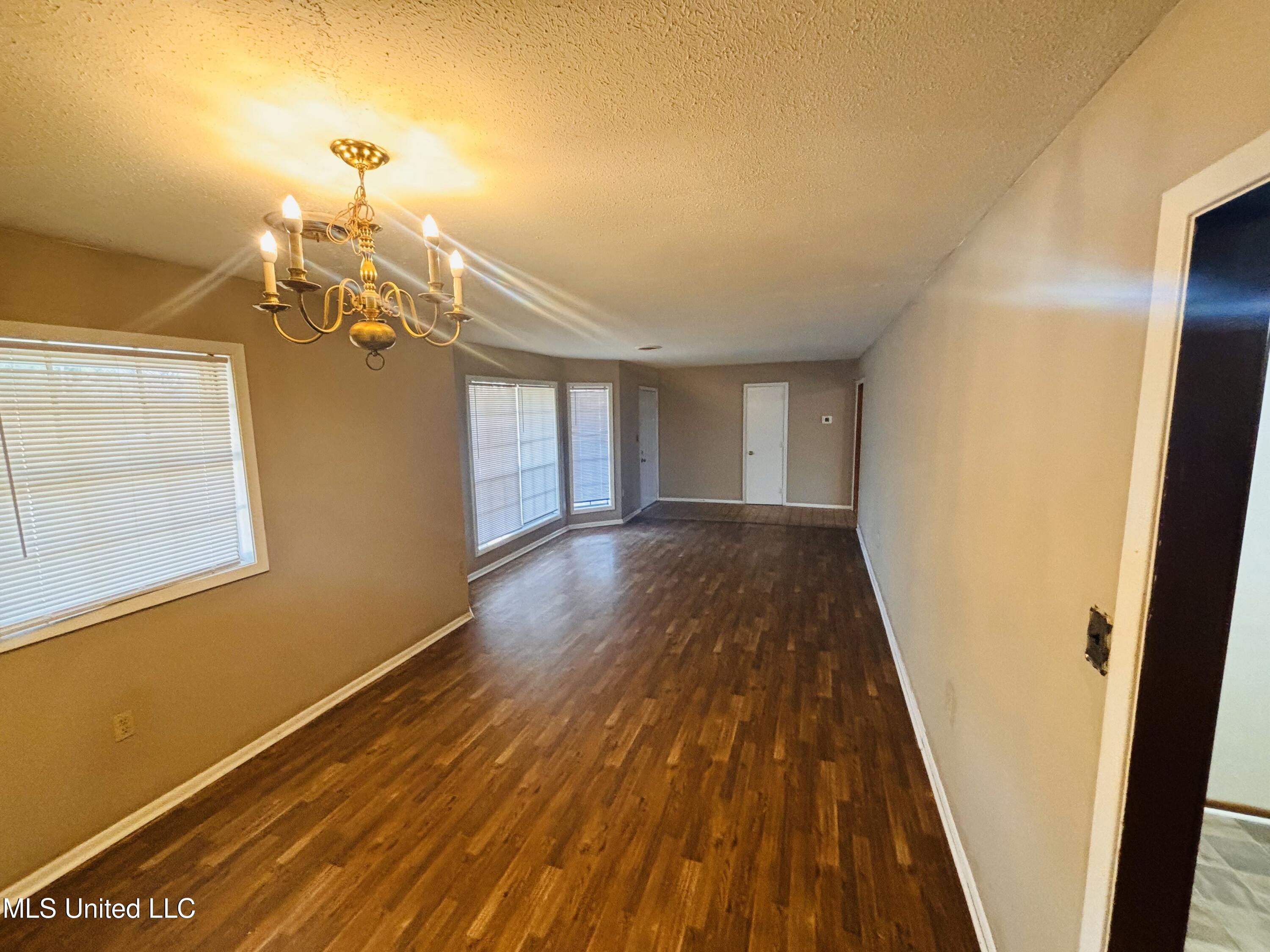 2605 Cliffwood Drive, Jackson, Mississippi image 6
