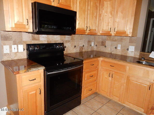 8 Auburn Lane, Hattiesburg, Mississippi image 17