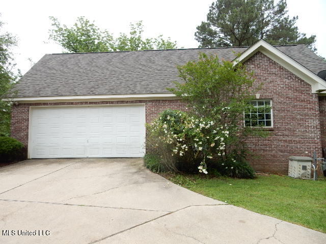 8 Auburn Lane, Hattiesburg, Mississippi image 34