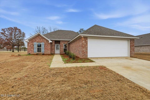 Homes For Sale - 565 Patrick Farms Drive<br/> Pearl, MS 39208