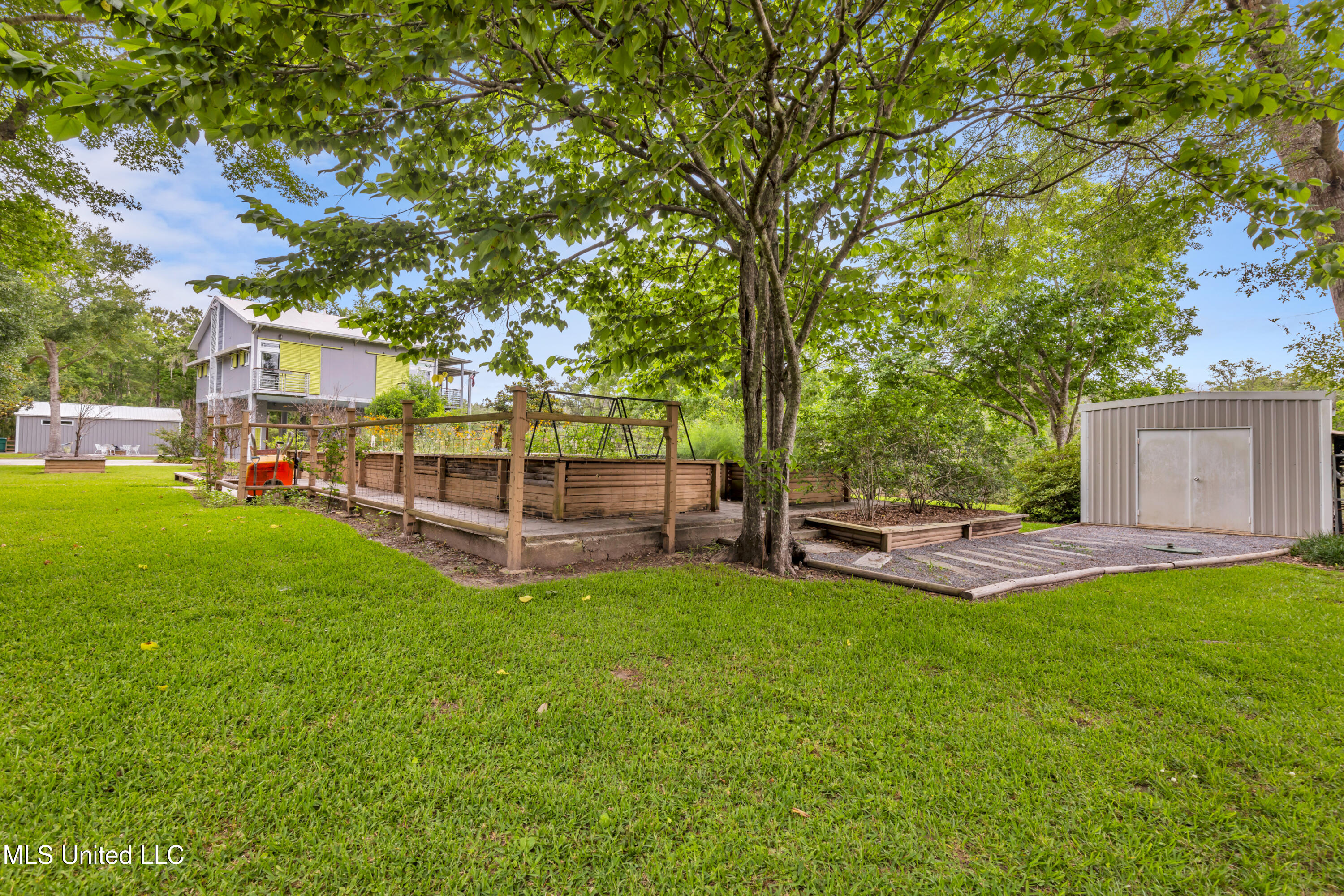 25545 Winding Way Drive, Pass Christian, Mississippi image 42