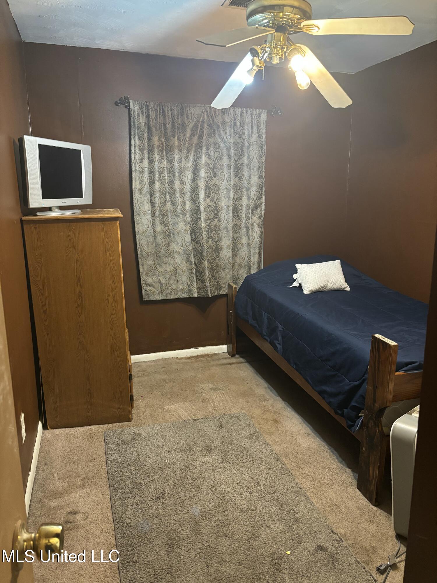 212 Gordan Drive, Batesville, Mississippi image 6