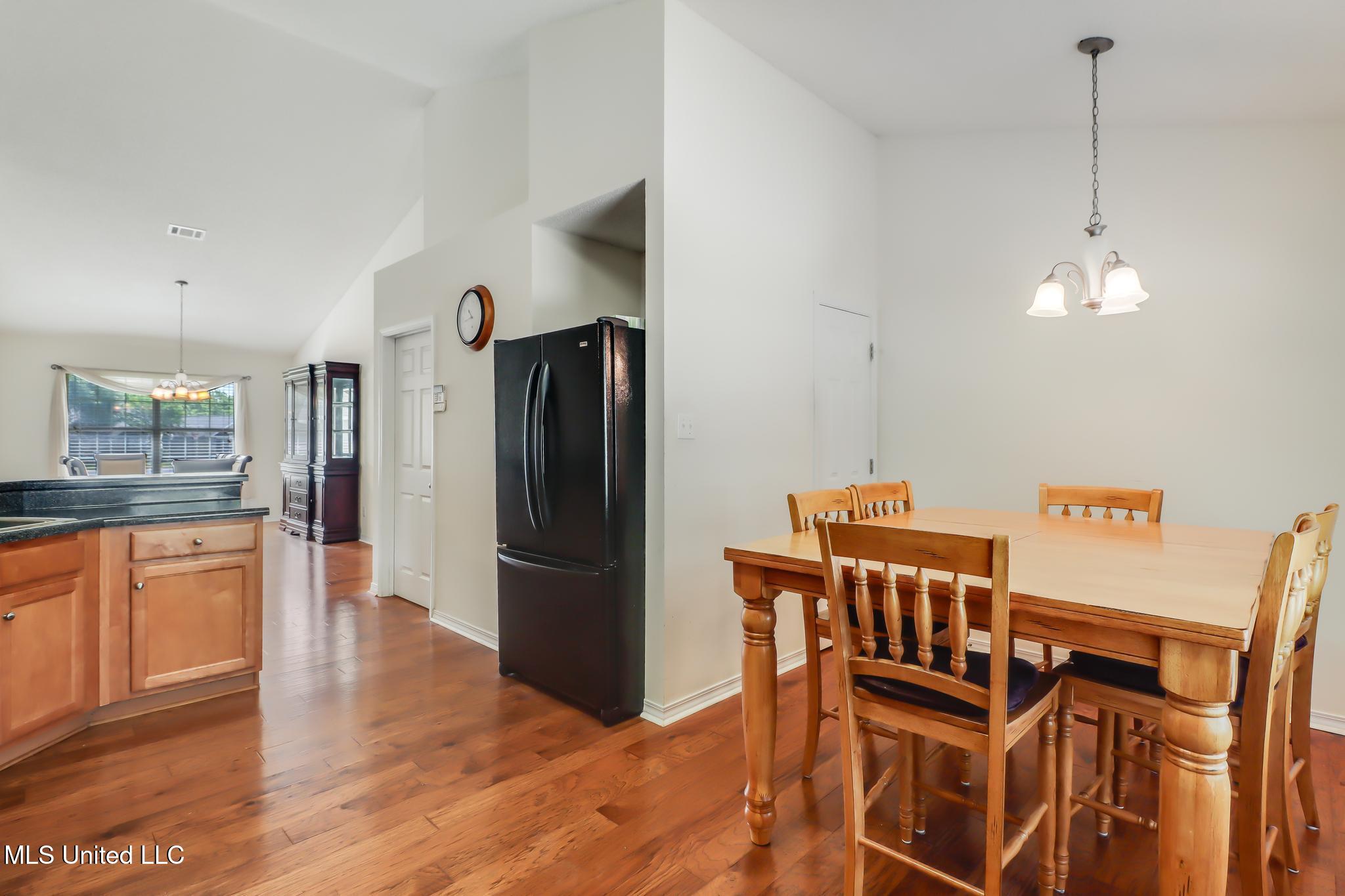 15205 Cedar Springs Drive, Biloxi, Mississippi image 3
