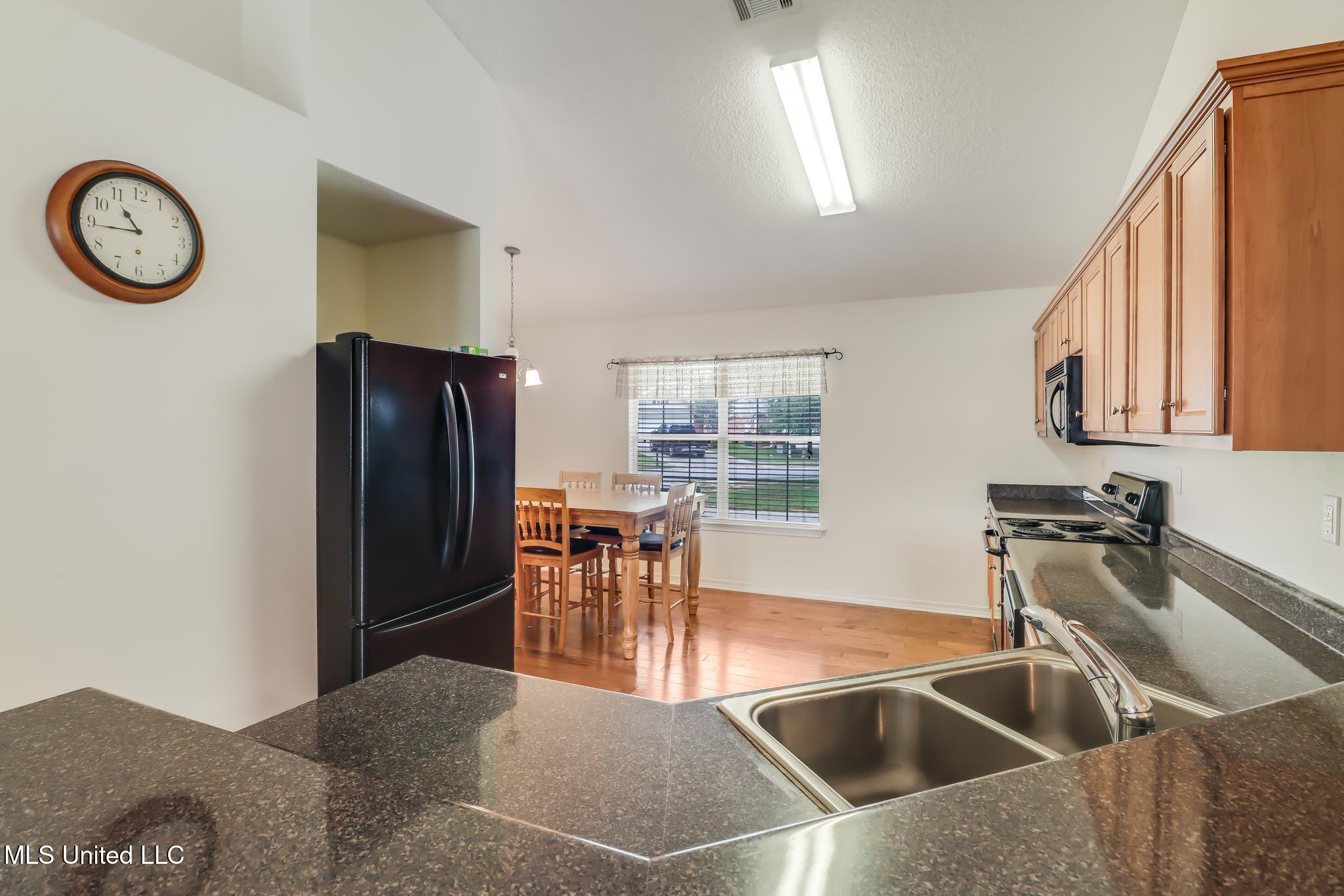 15205 Cedar Springs Drive, Biloxi, Mississippi image 10