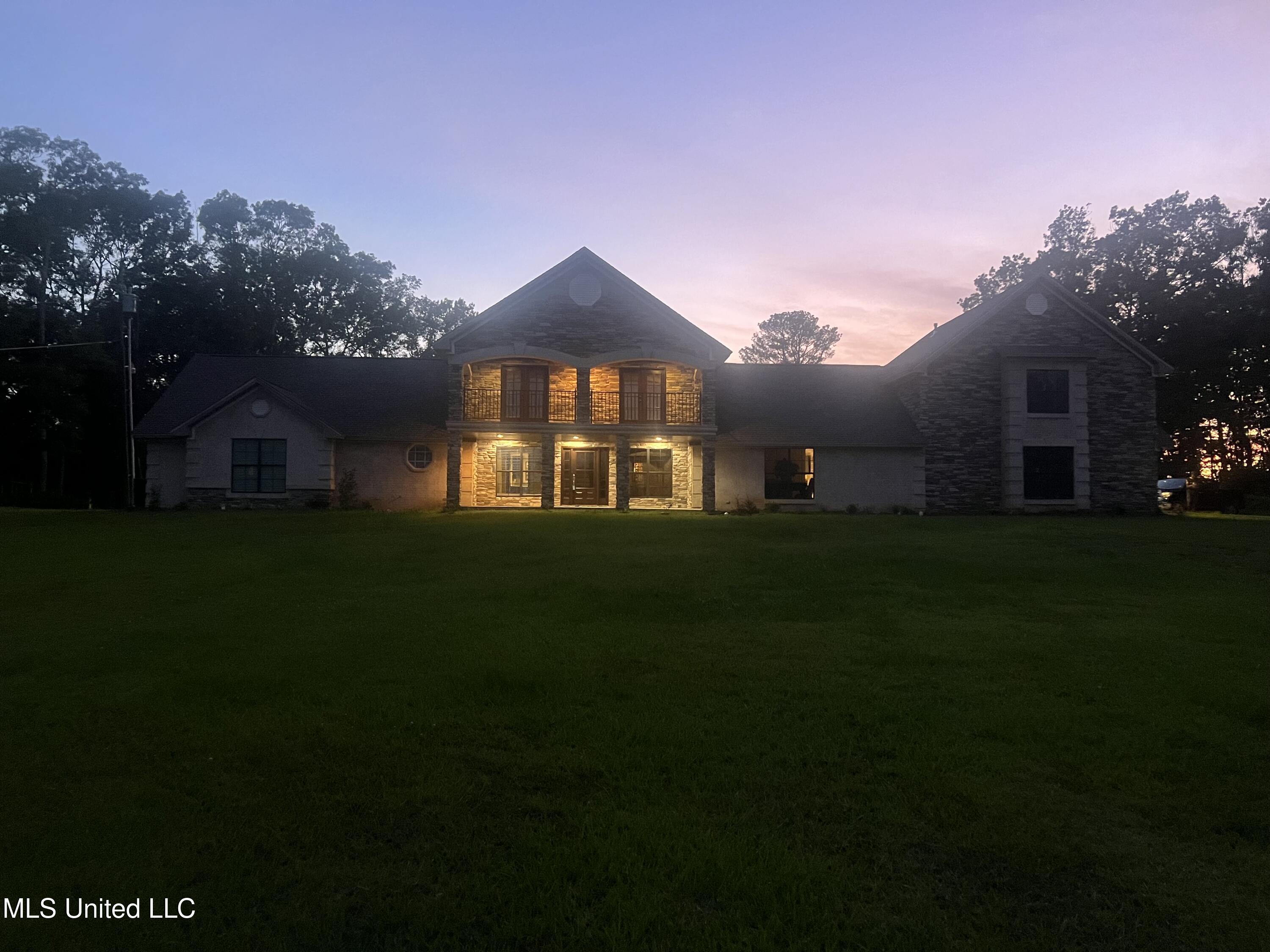 589 N Old Canton Road, Madison, Mississippi image 3