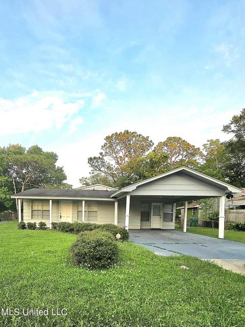 Single Family Residence in Moss Point MS 3824 Second Street.jpg