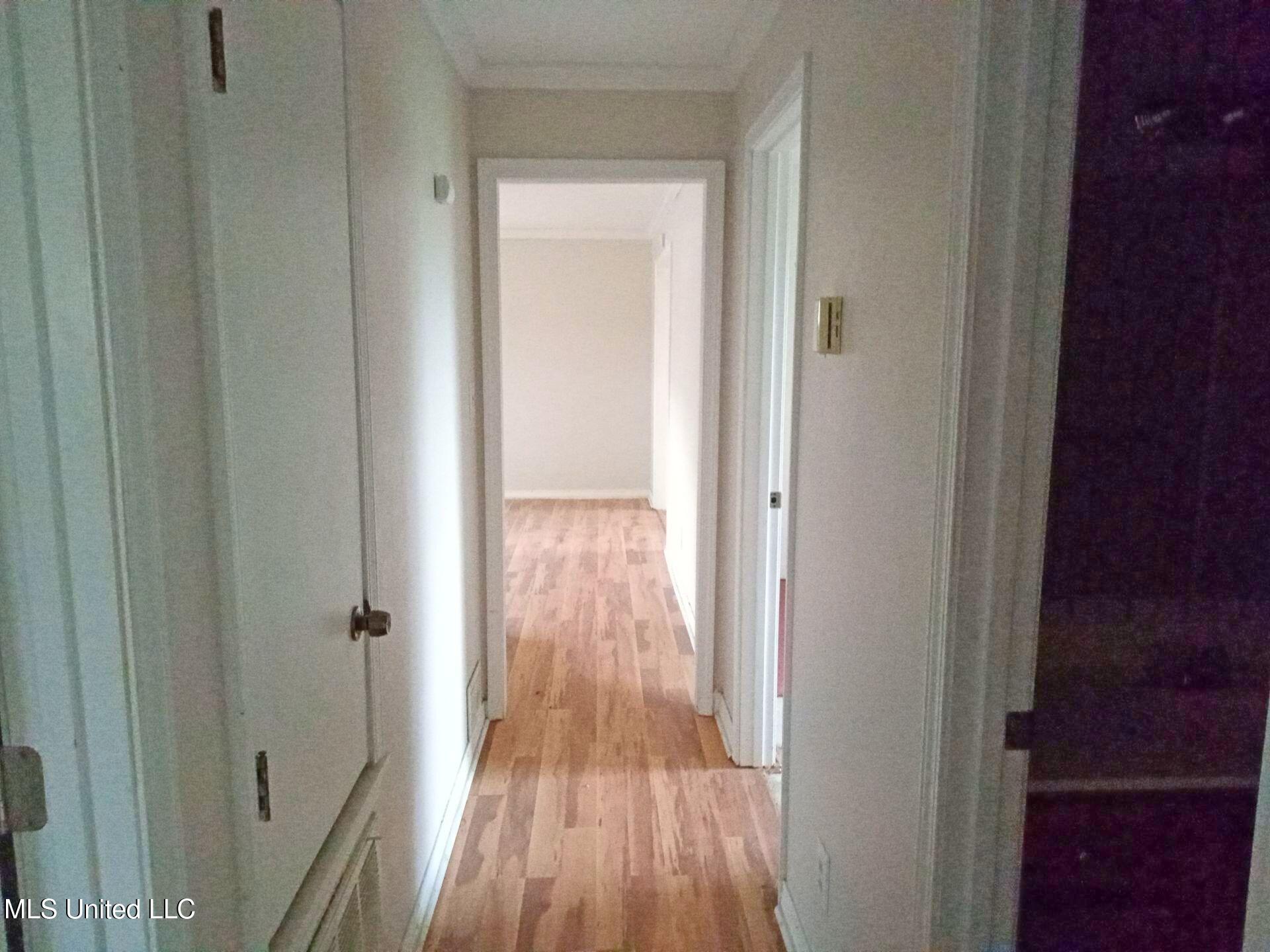 2389 W Clubview Circle, Yazoo City, Mississippi image 23
