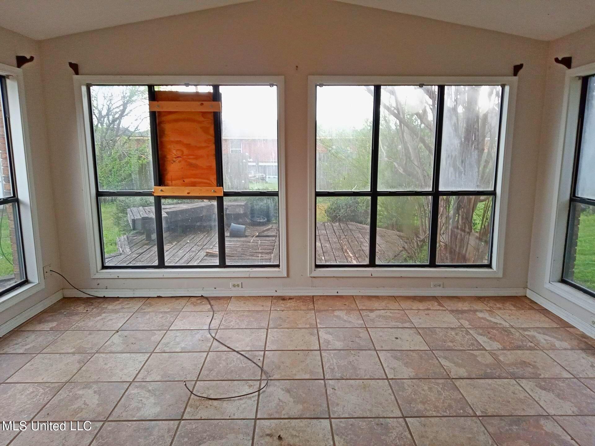 2389 W Clubview Circle, Yazoo City, Mississippi image 12