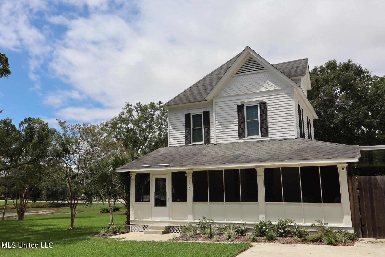 1009 Resca De La Palma Street, Pascagoula, Mississippi image 3