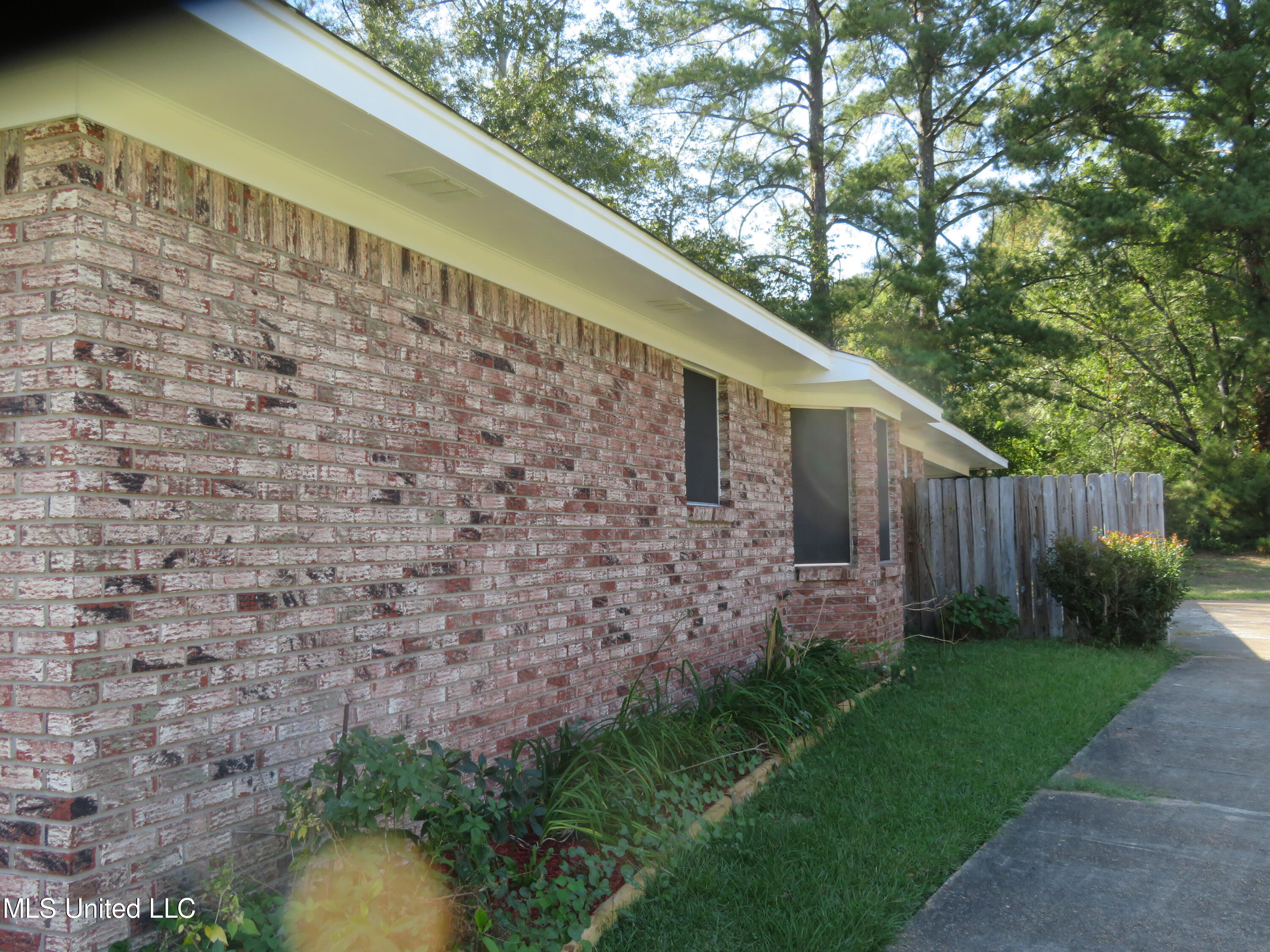 1470 Vernon Circle, Jackson, Mississippi image 18